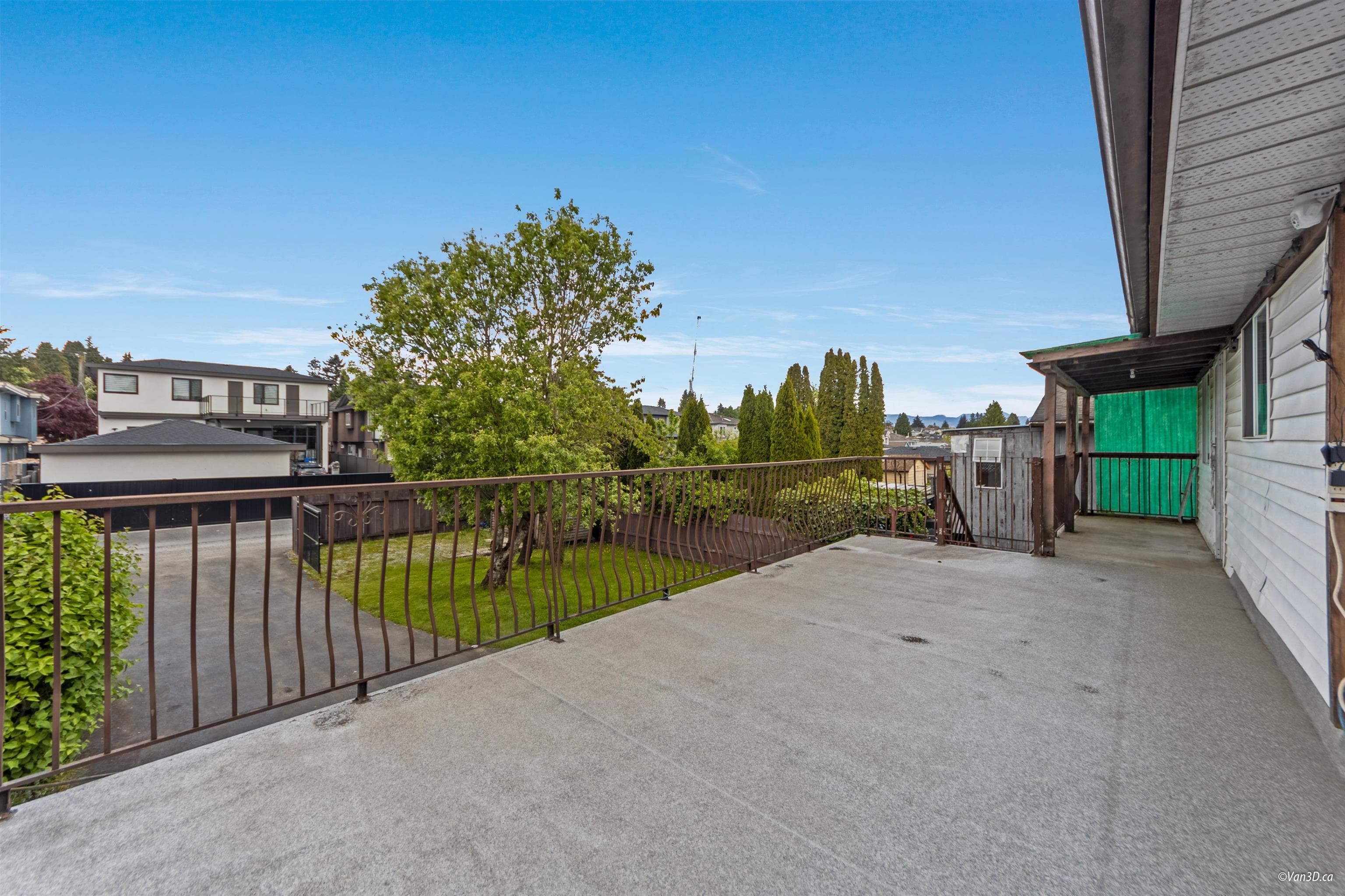 7769 10th Avenue, Burnaby, V3N 2S2 — photo 3