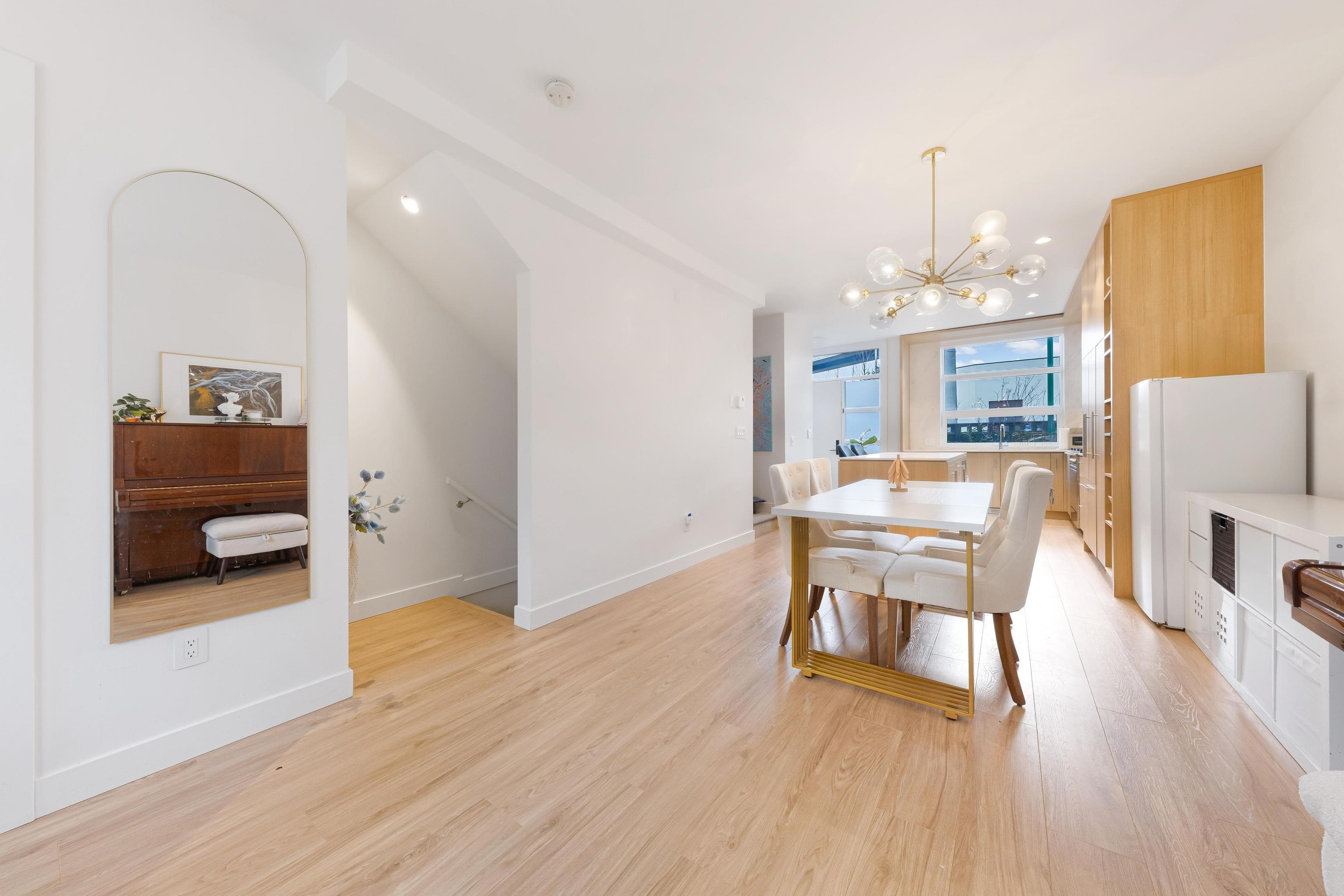 1204 - 6085 Irmin Street, Burnaby, V5J 0J7 — photo 5