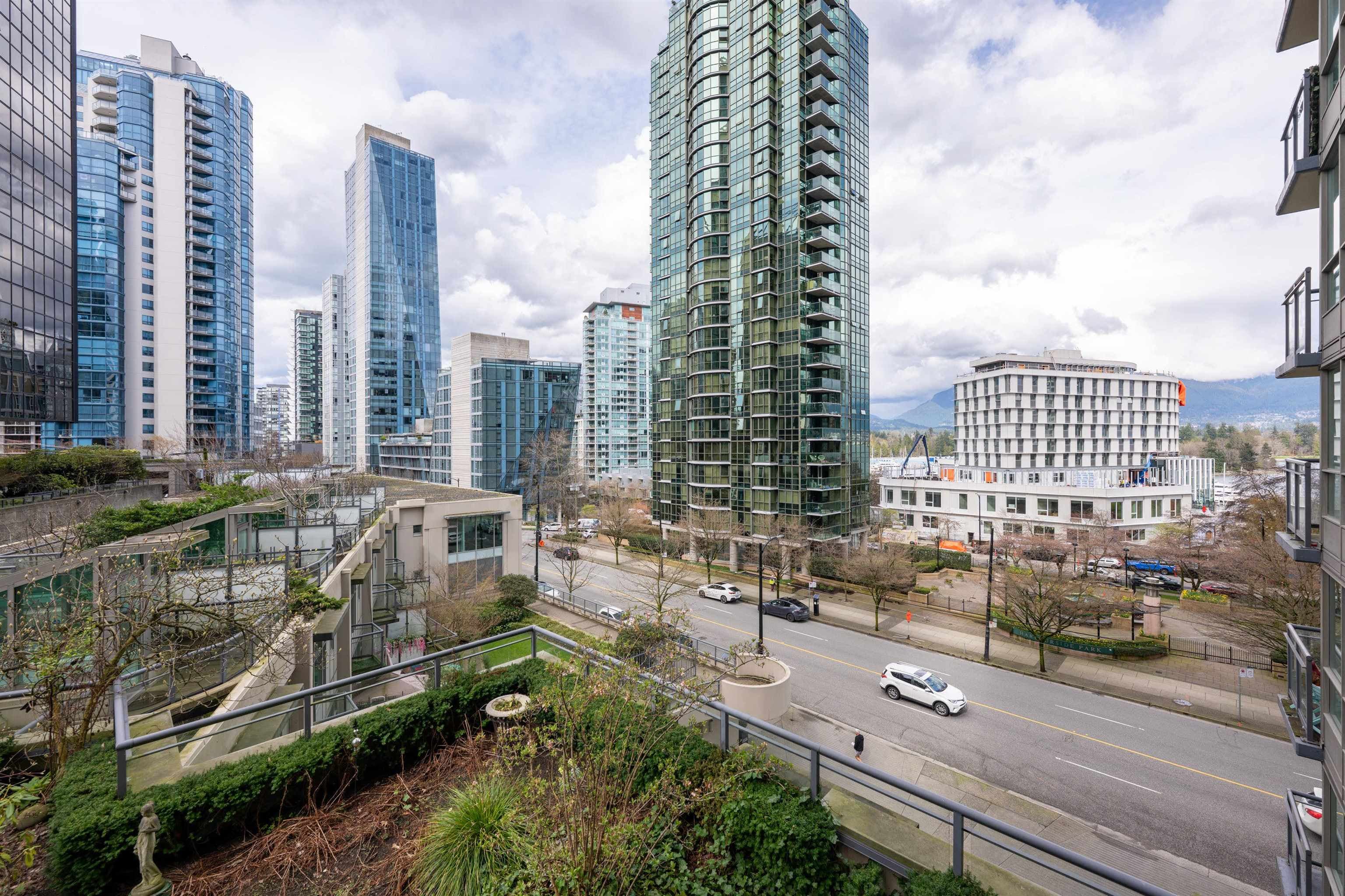 604 - 1328 W Pender Street, Vancouver, V6E 4T1 — photo 2