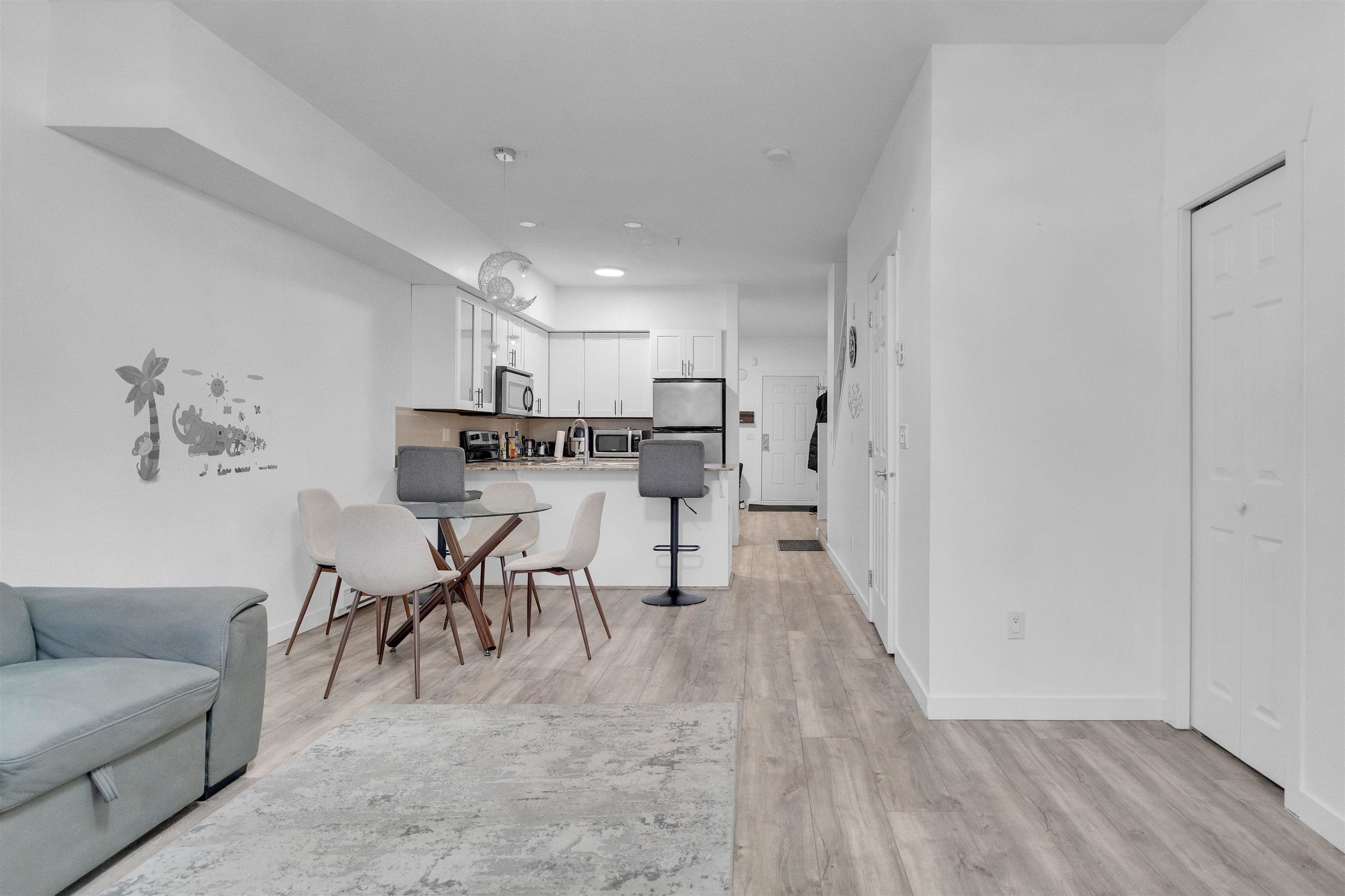 210 - 13958 108 Avenue, Surrey, V3T 0B4 — photo 5