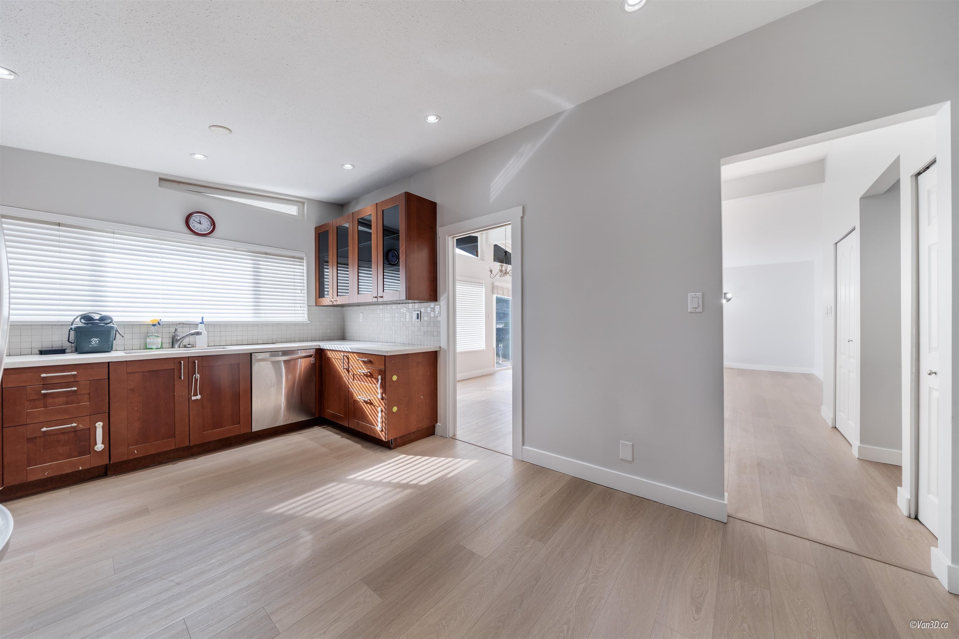 7148 6th Street, Burnaby, V5E 3T5 — photo 3