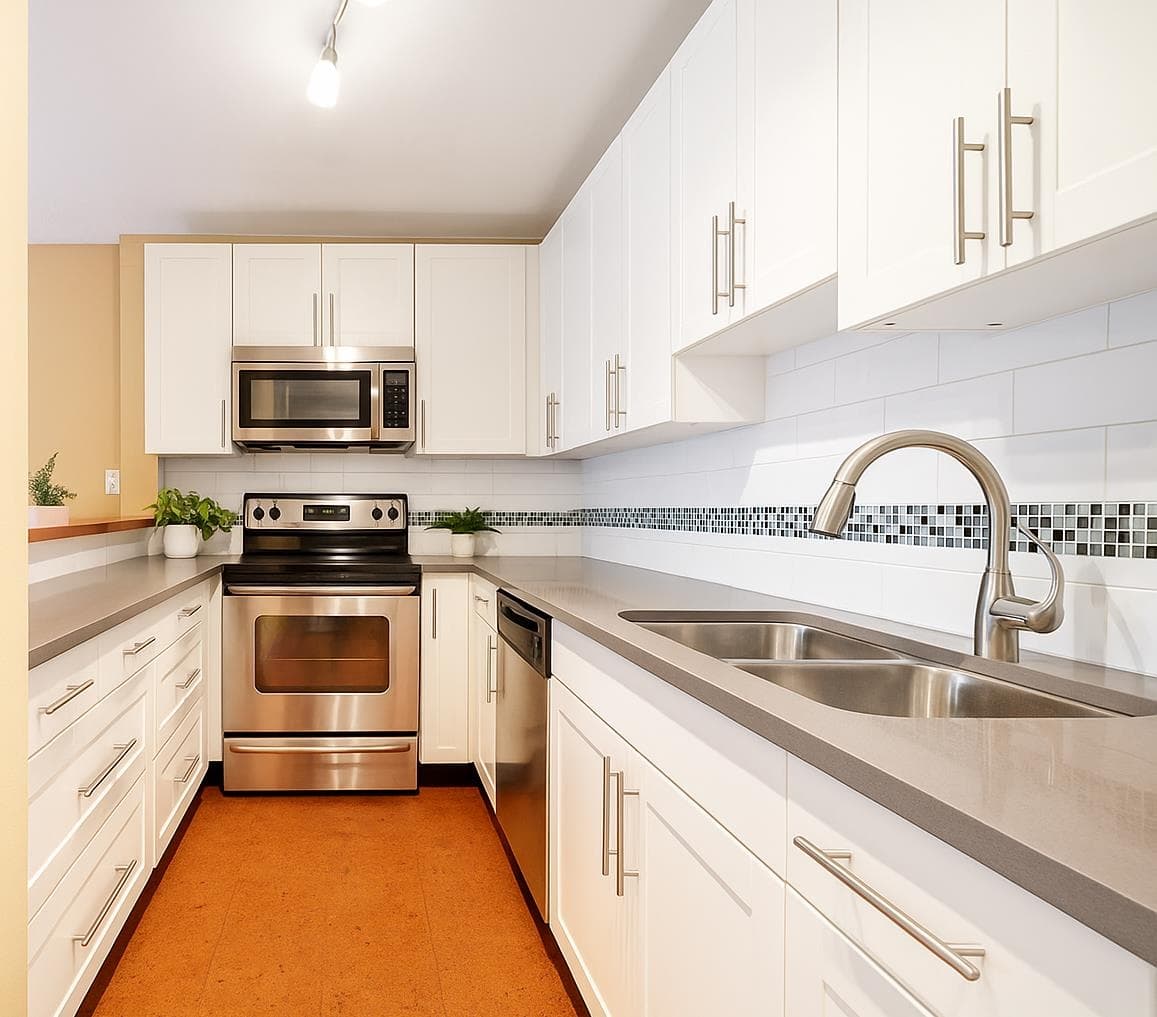 103 - 2001 Balsam Street, Vancouver, V6K 4L6 — photo 3