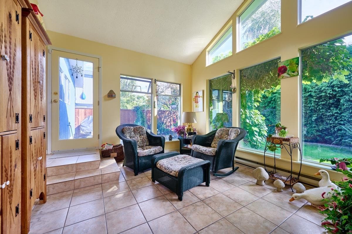 4228 Craigflower Drive, Richmond, V7C 4W3 — photo 2