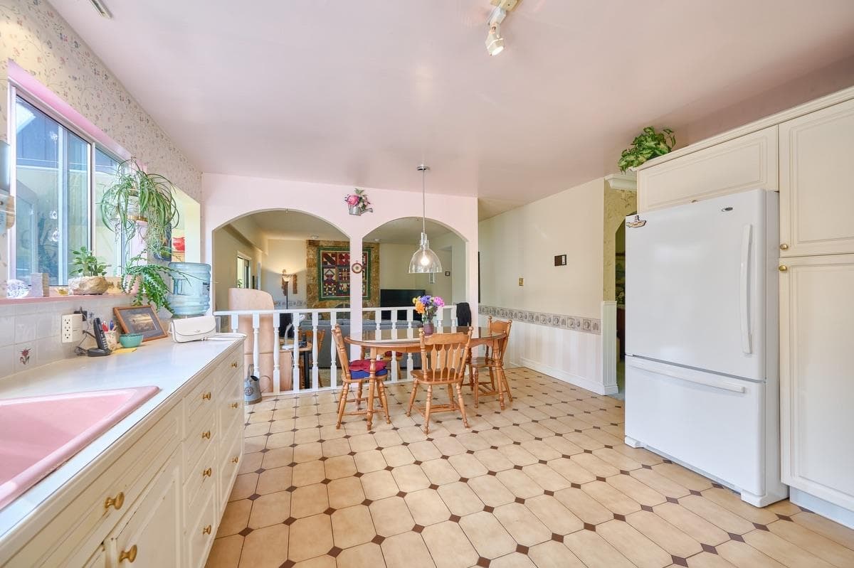 4228 Craigflower Drive, Richmond, V7C 4W3 — photo 5