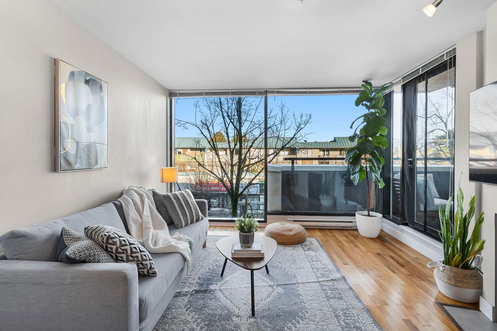 307 - 2525 Blenheim Street, Vancouver, V6K 4W6 — photo 2