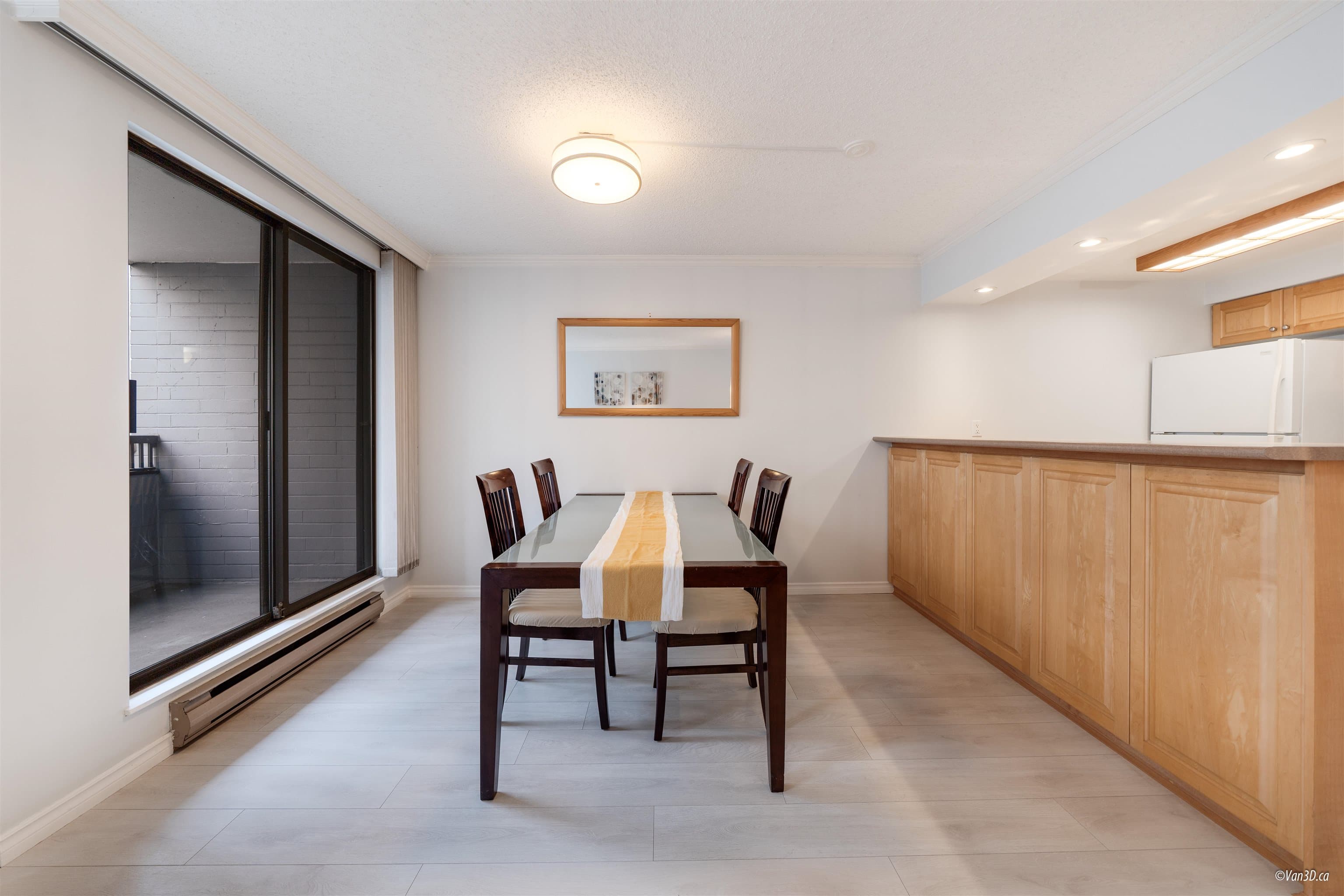 302 - 1270 Robson Street, Vancouver, V6E 3Z6 — photo 5