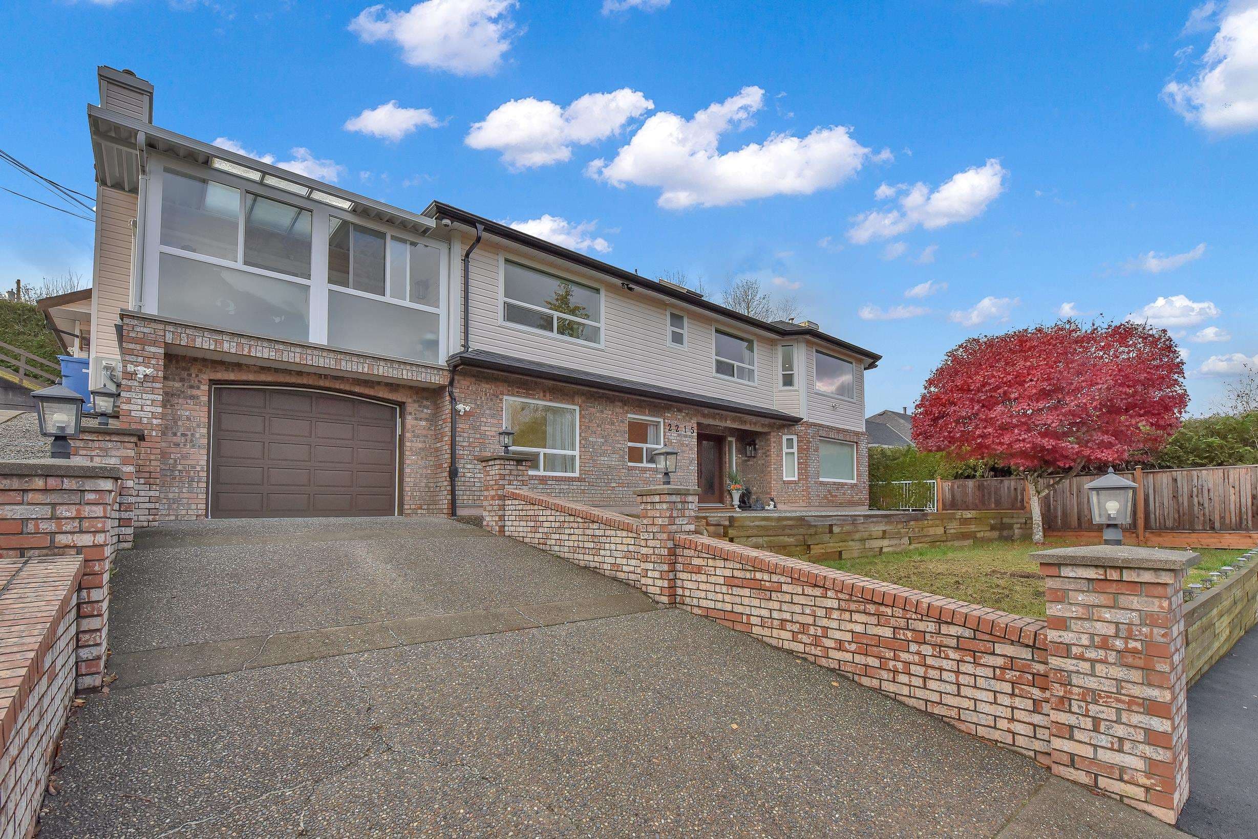 2215 Orchard Drive, Abbotsford, V3G 2B7 — photo 2