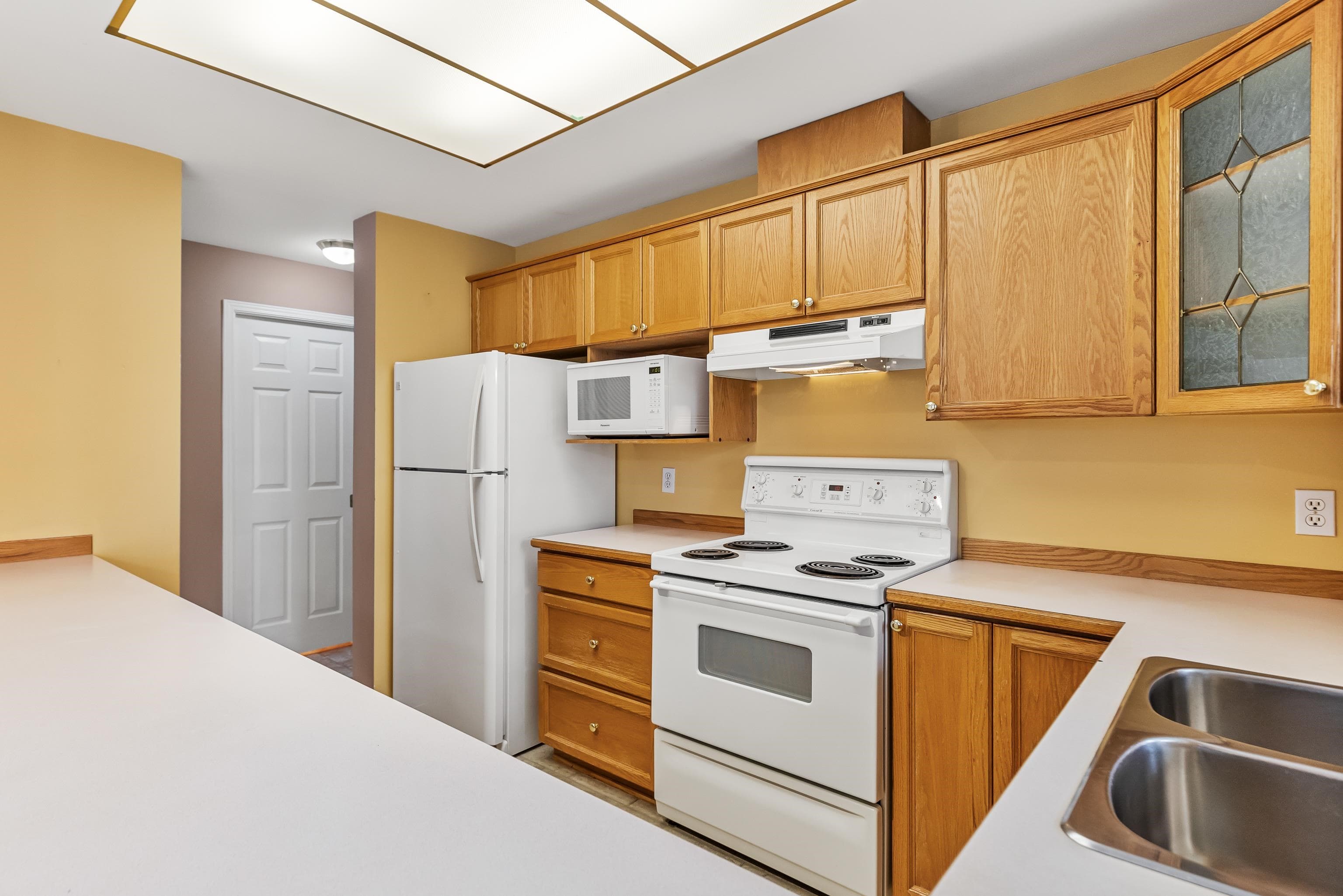 205 - 11609 227 Street, Maple Ridge, V2X 2L9 — photo 3