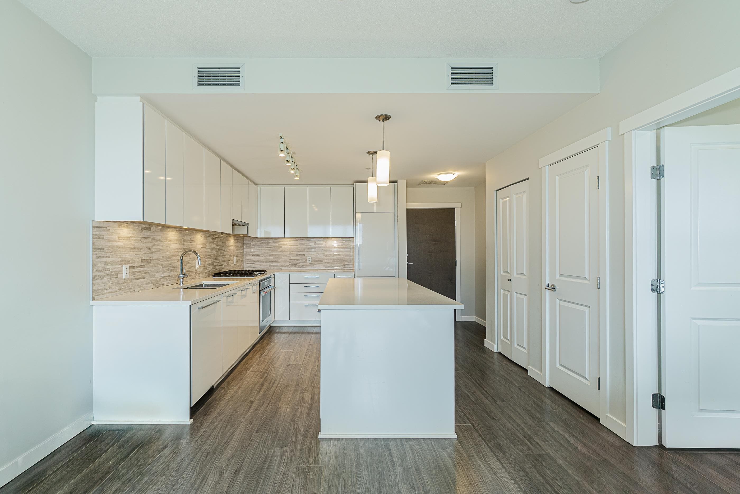 401 - 9551 Alexandra Road, Richmond, V6X 0S6 — photo 4