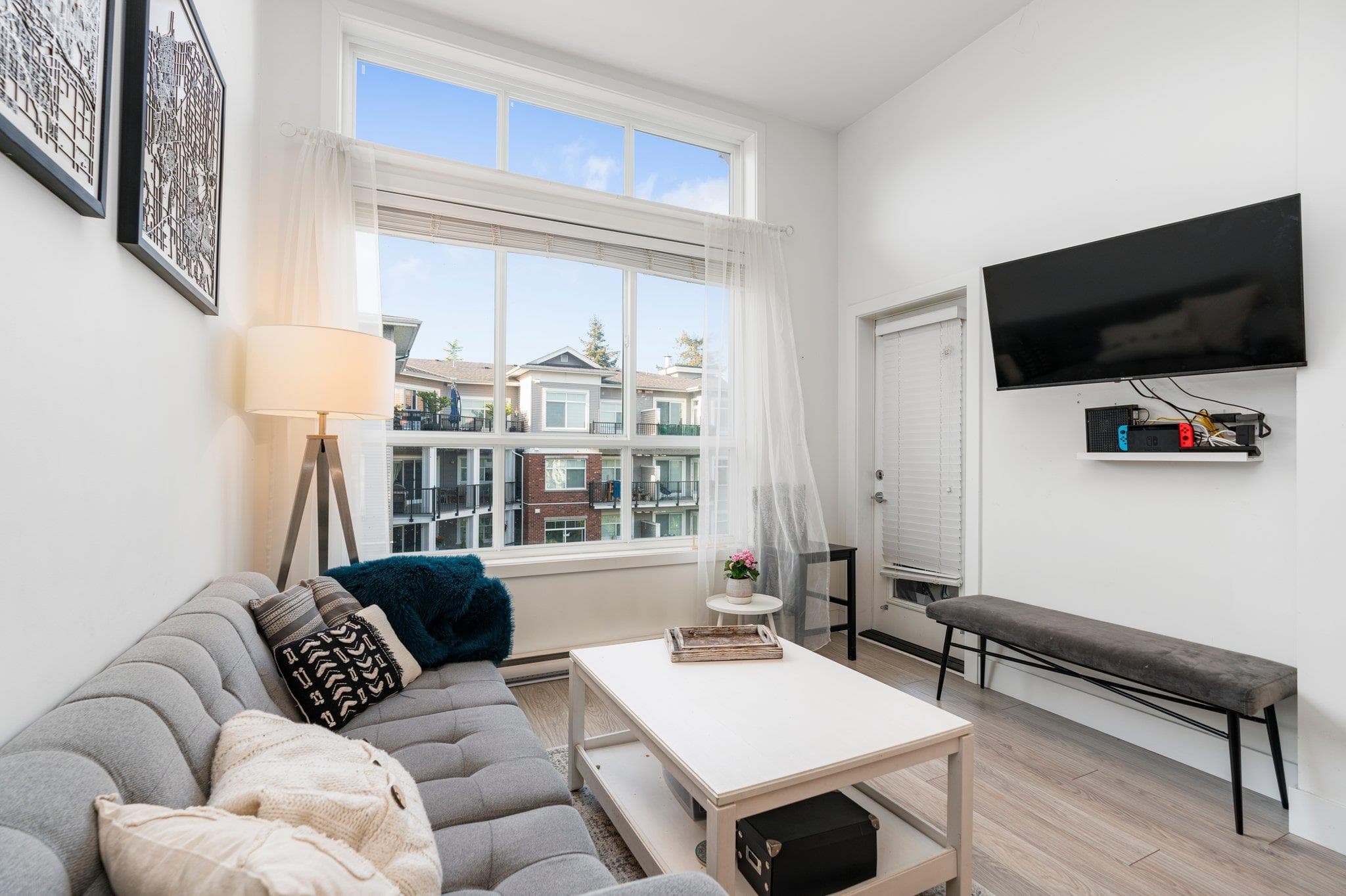 410 - 6468 195a Street, Surrey, V4N 6R6 — photo 2