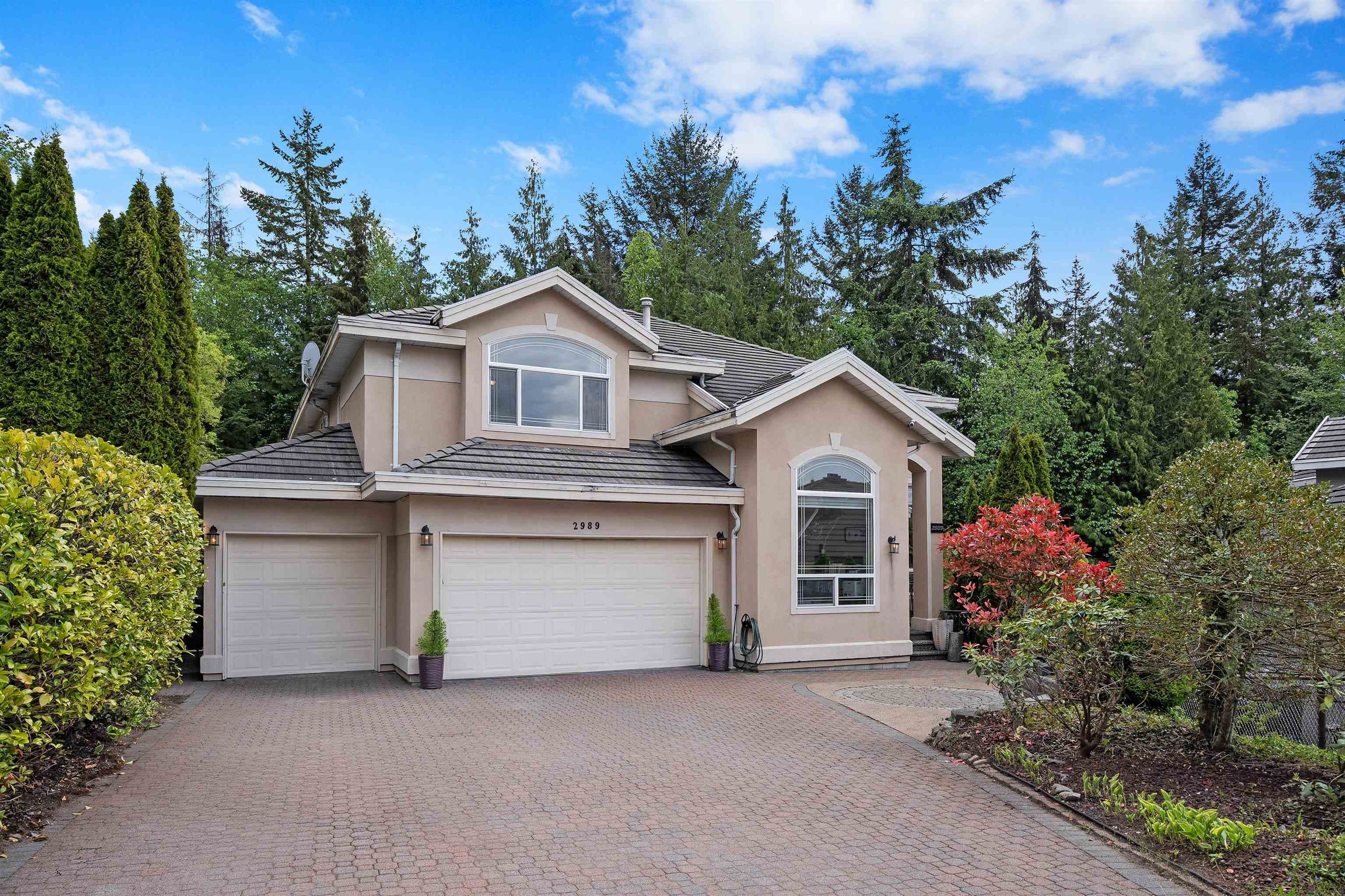 2989 Forestridge Place, Coquitlam, V3E 3M6 — photo 2