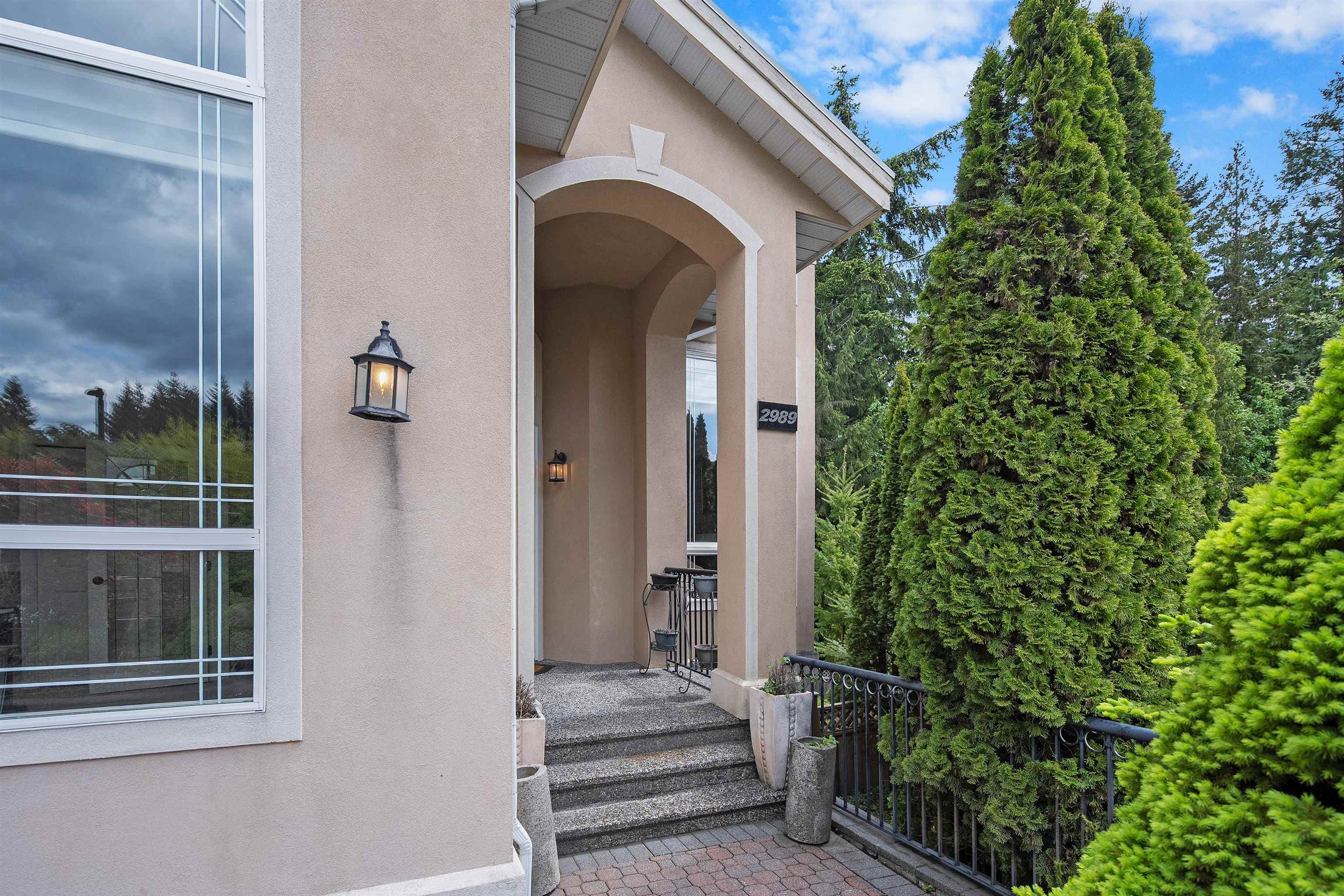 2989 Forestridge Place, Coquitlam, V3E 3M6 — photo 3