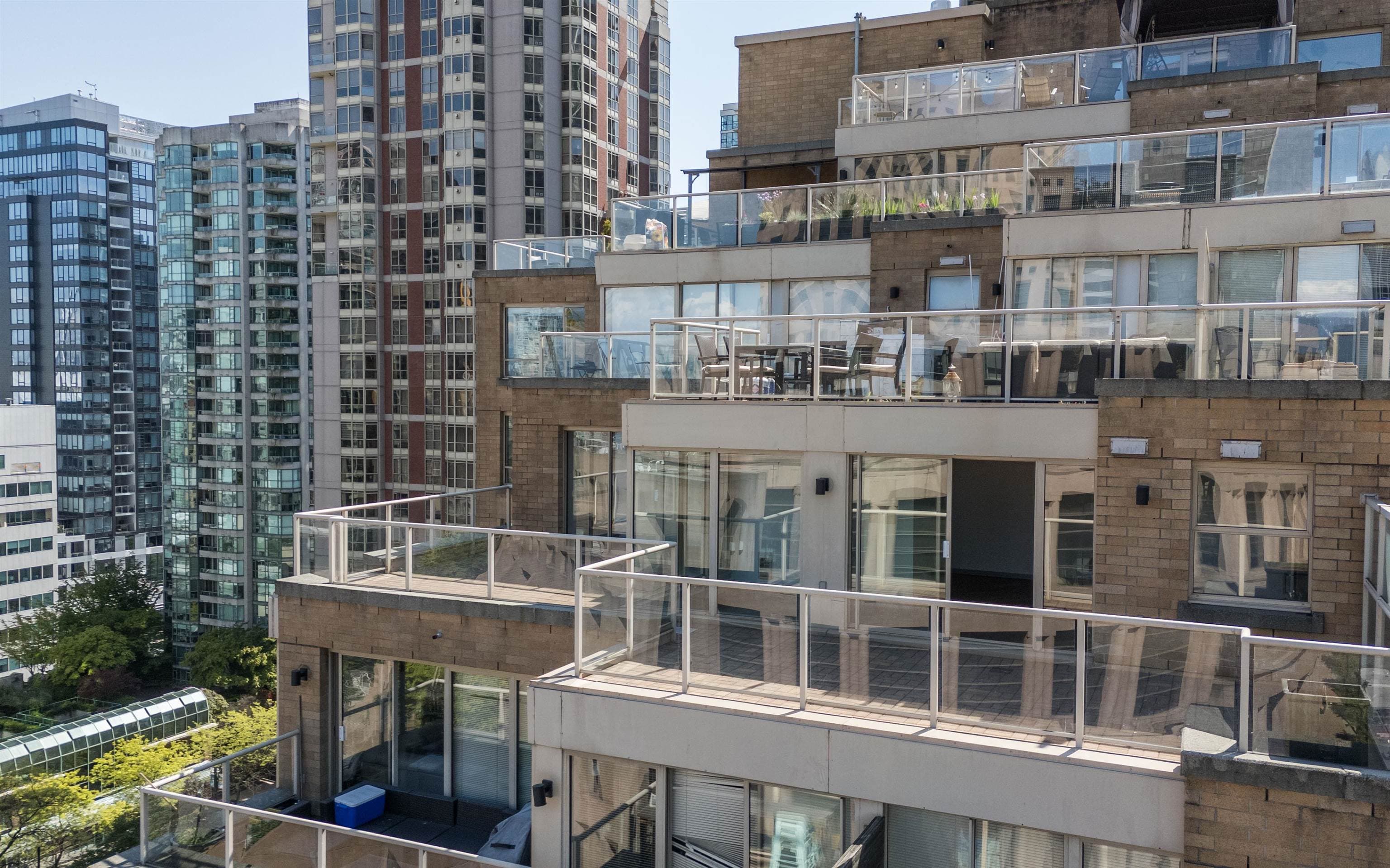 1308 - 822 Homer Street, Vancouver, V6B 6M3 — photo 2