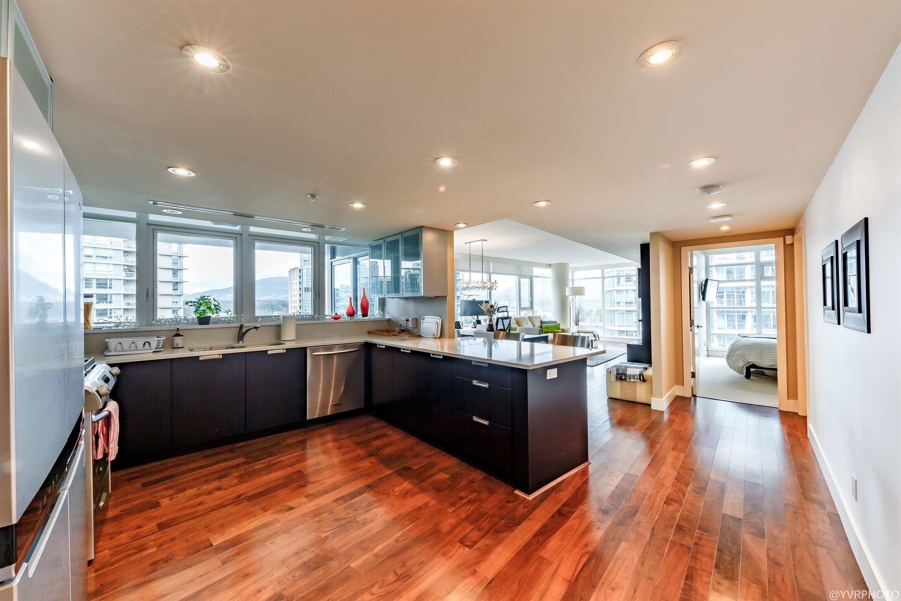 2102 - 1205 W Hastings Street, Vancouver, V6E 4T7 — photo 3
