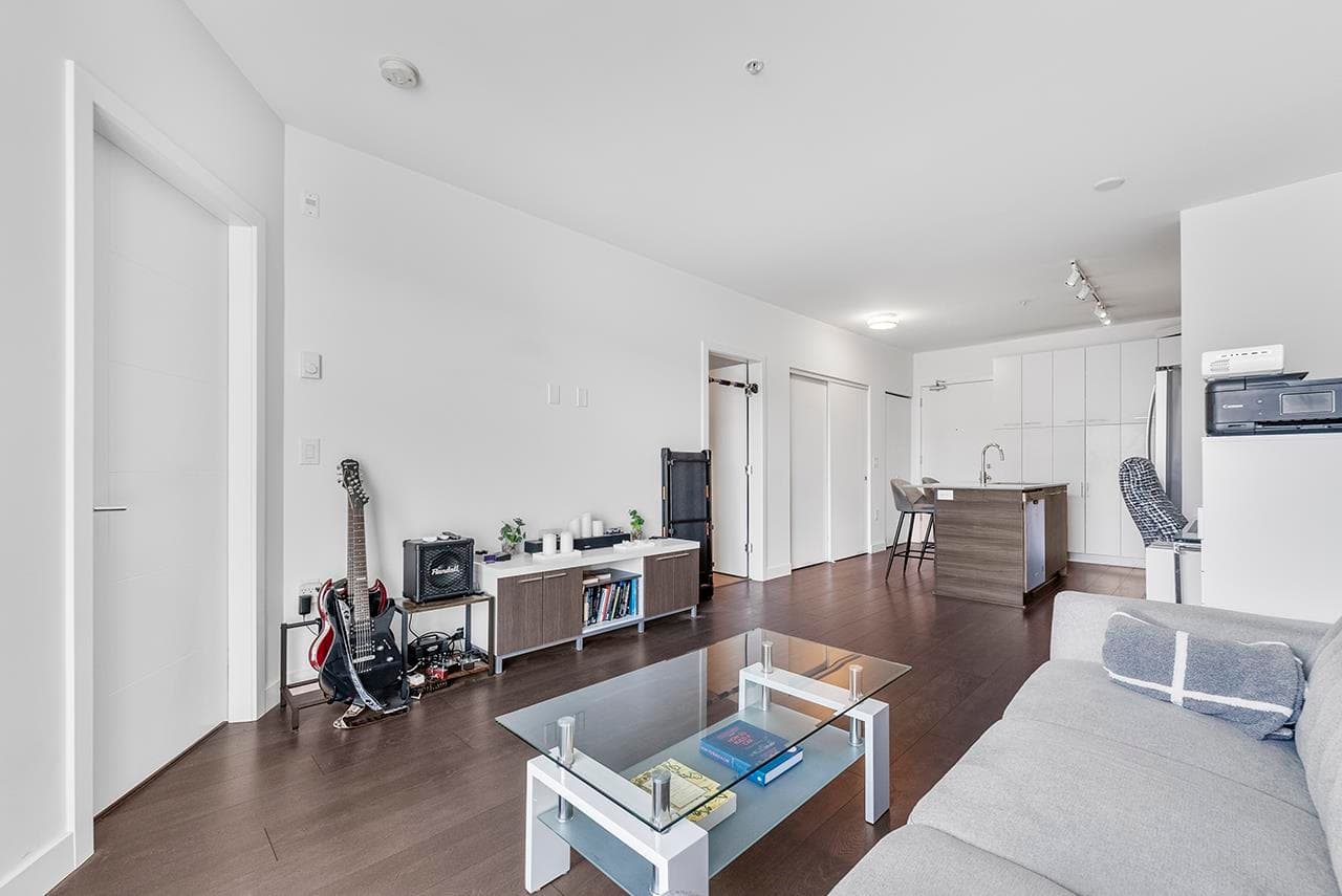 501 - 13963 105 Boulevard, Surrey, V4P 0G1 — photo 2