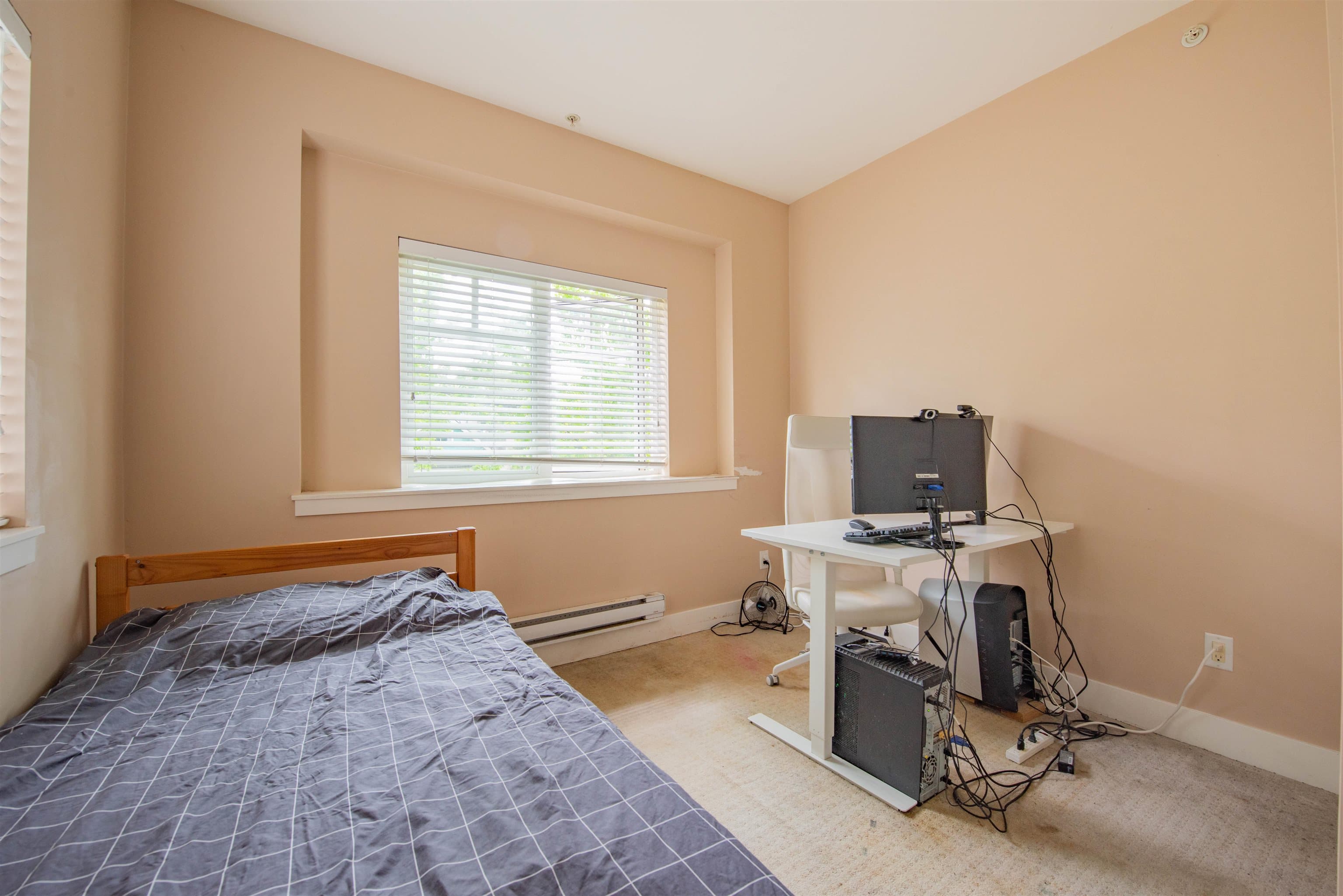 207 - 2263 Triumph Street, Vancouver, V5L 1L2 — photo 2