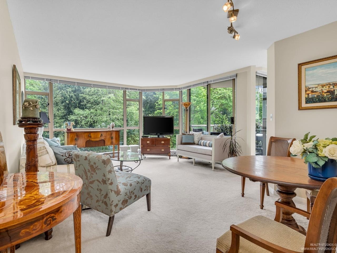 413 - 1327 E Keith Road, North Vancouver, V7J 1J3 — photo 2