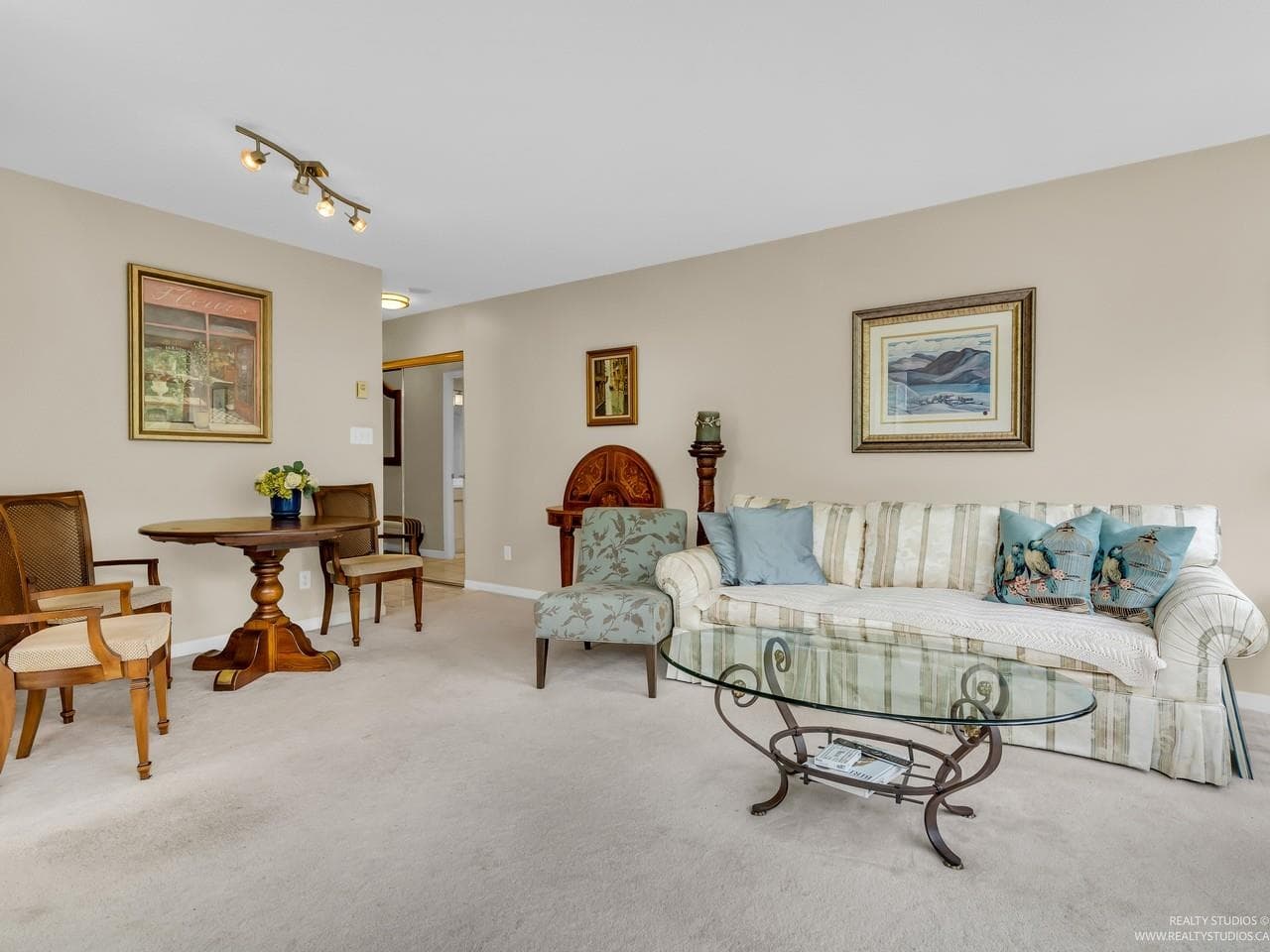 413 - 1327 E Keith Road, North Vancouver, V7J 1J3 — photo 4