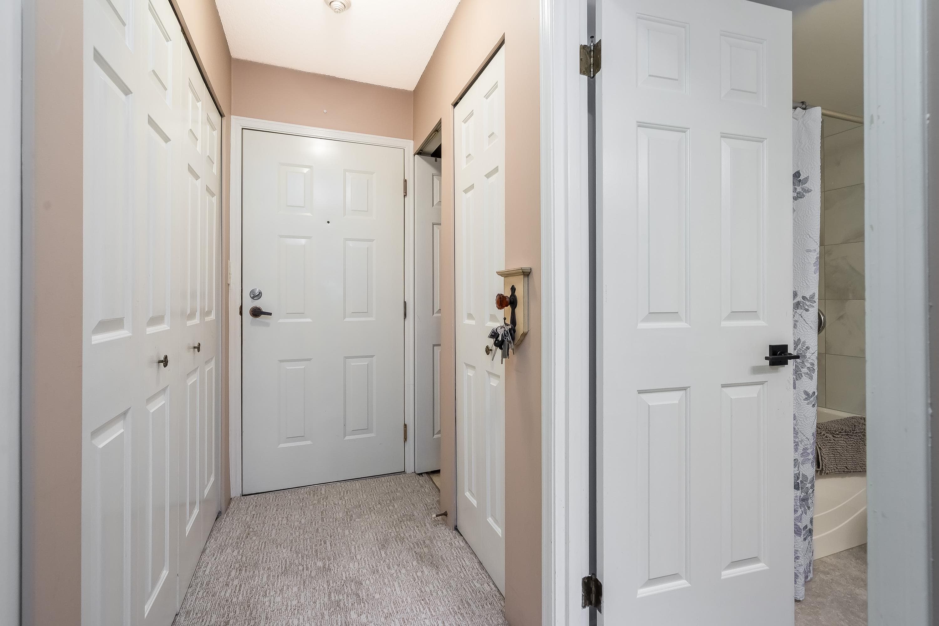 102 - 15290 Thrift Avenue, White Rock, V4B 2L2 — photo 5