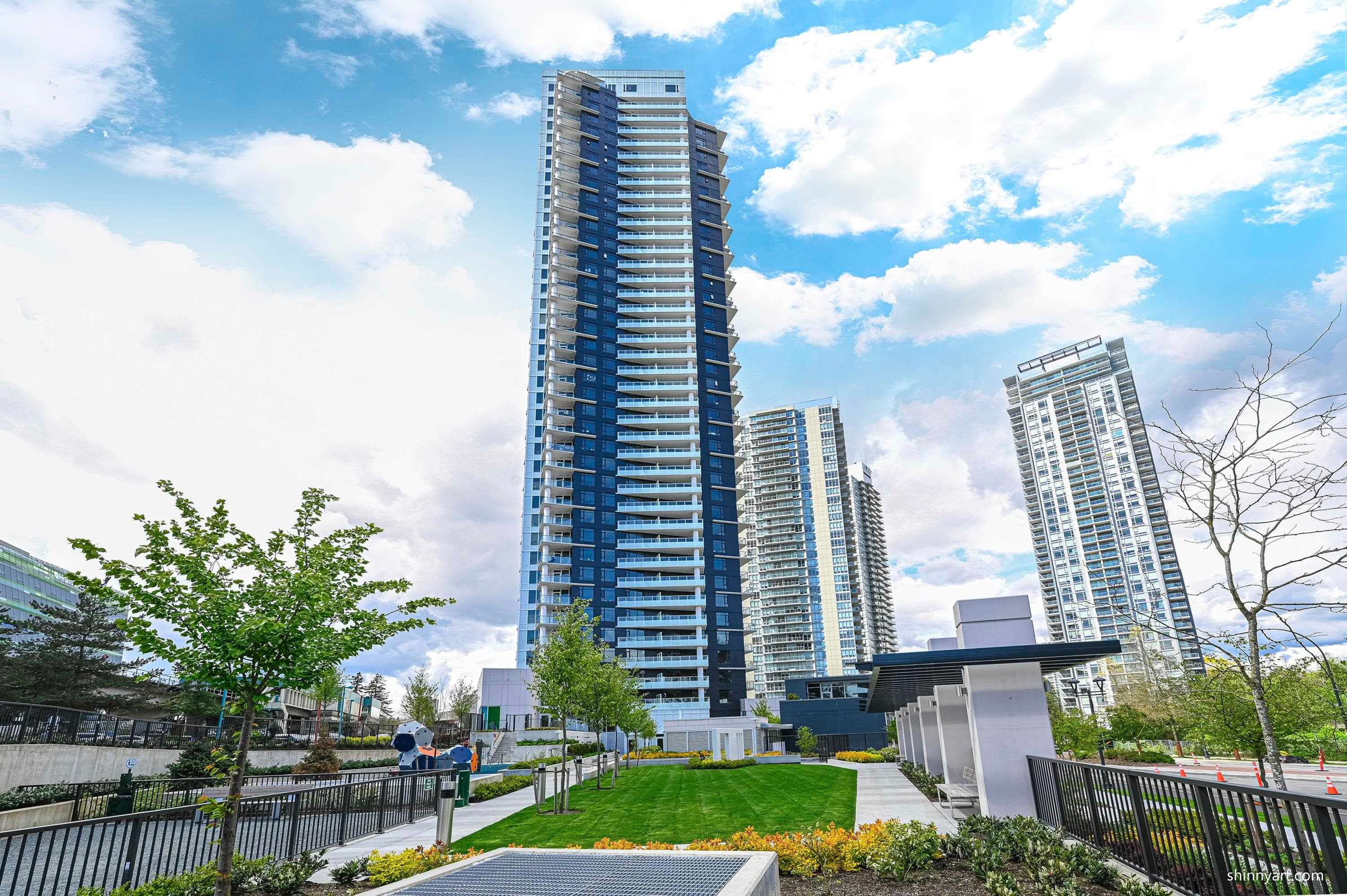 1307 - 9887 Whalley Boulevard, Surrey, V3T 0P4 — photo 3