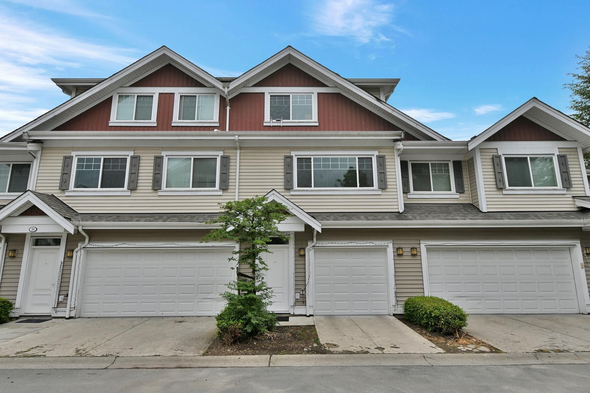 30 - 30748 Cardinal Avenue, Abbotsford, V2T 5P5 — photo 2