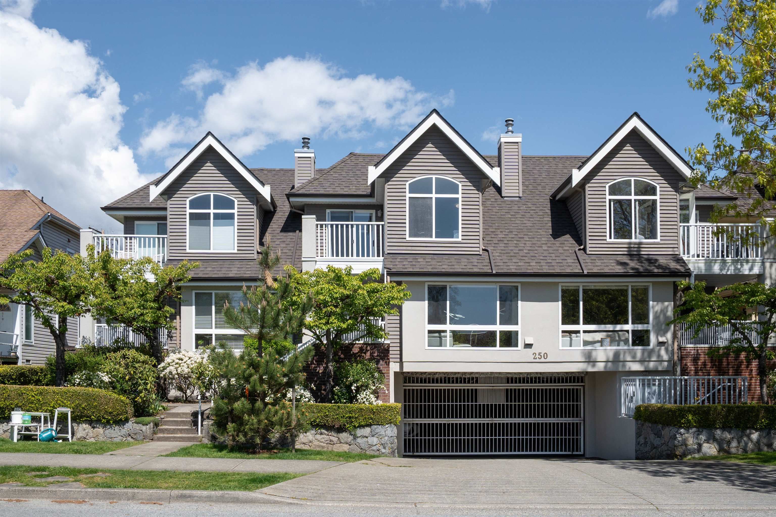 2 - 250 E Keith Road, North Vancouver