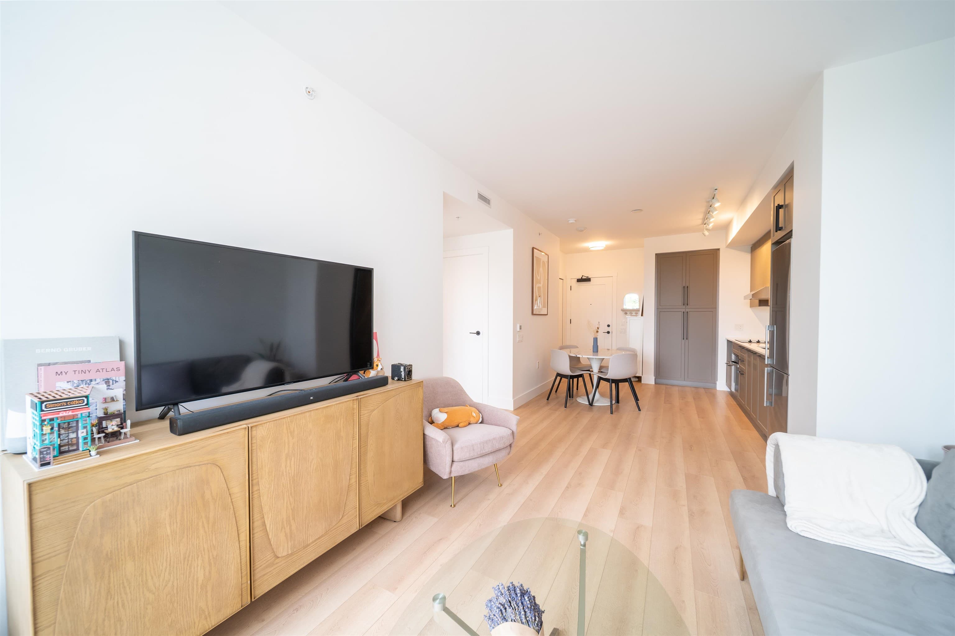 509 - 8750 University Crescent, Burnaby, V5A 0G9 — photo 2