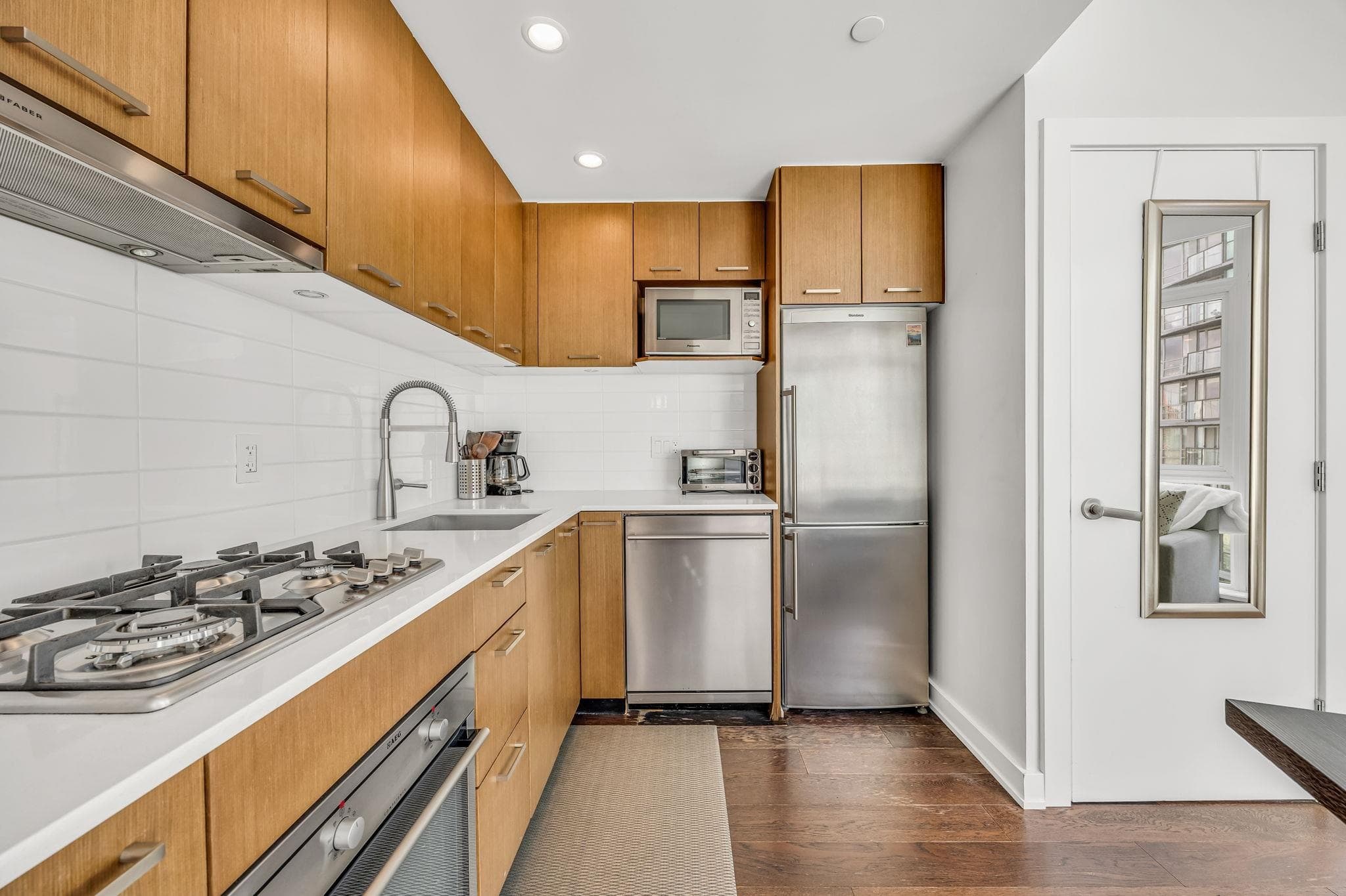 2607 - 1372 Seymour Street, Vancouver, V6B 0L1 — photo 3