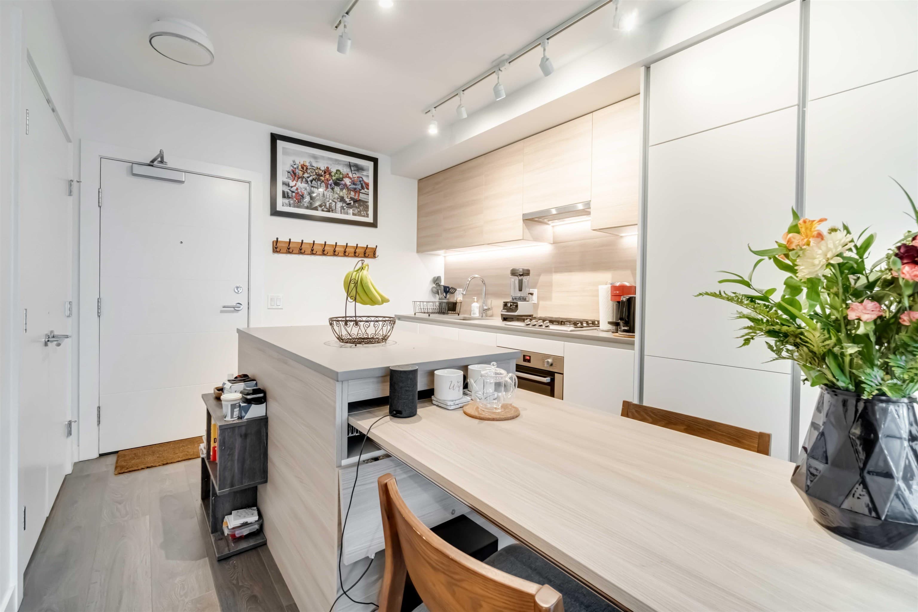 708 - 652 Whiting Way, Coquitlam, V3J 0K3 — photo 4