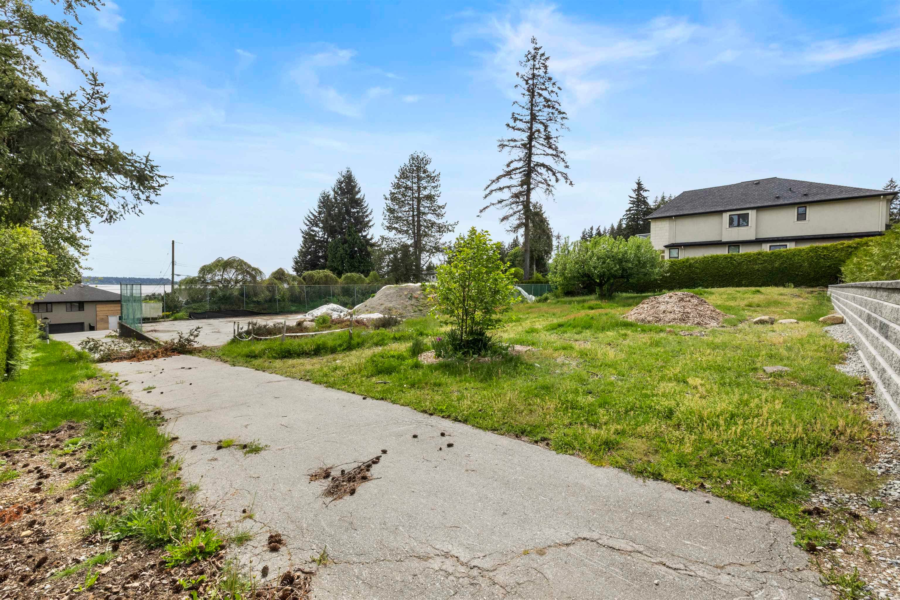 12793 54 Avenue, Surrey, V3X 3C1 — photo 4
