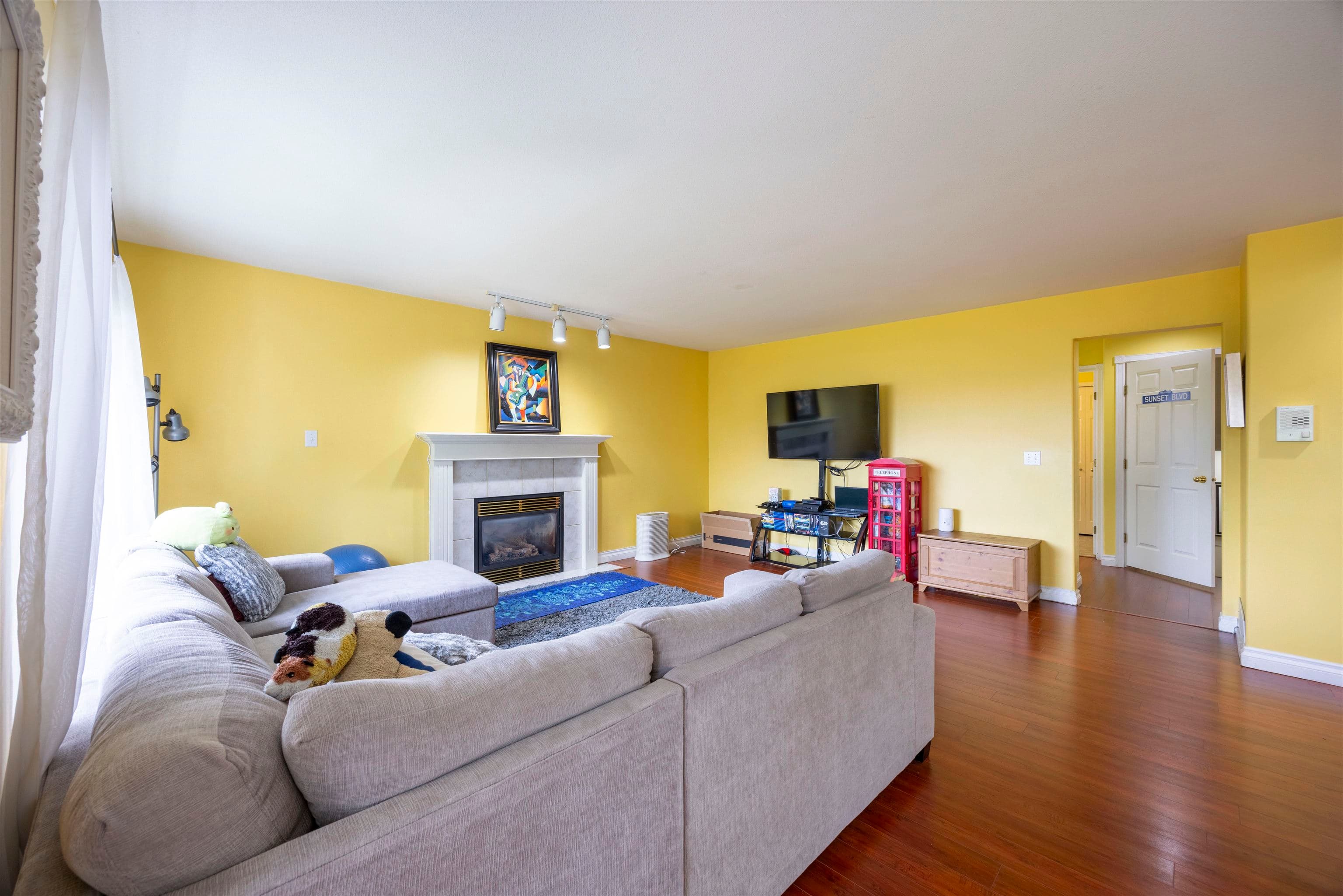 1555 Alpine Lane, Coquitlam, V3E 3A5 — photo 5