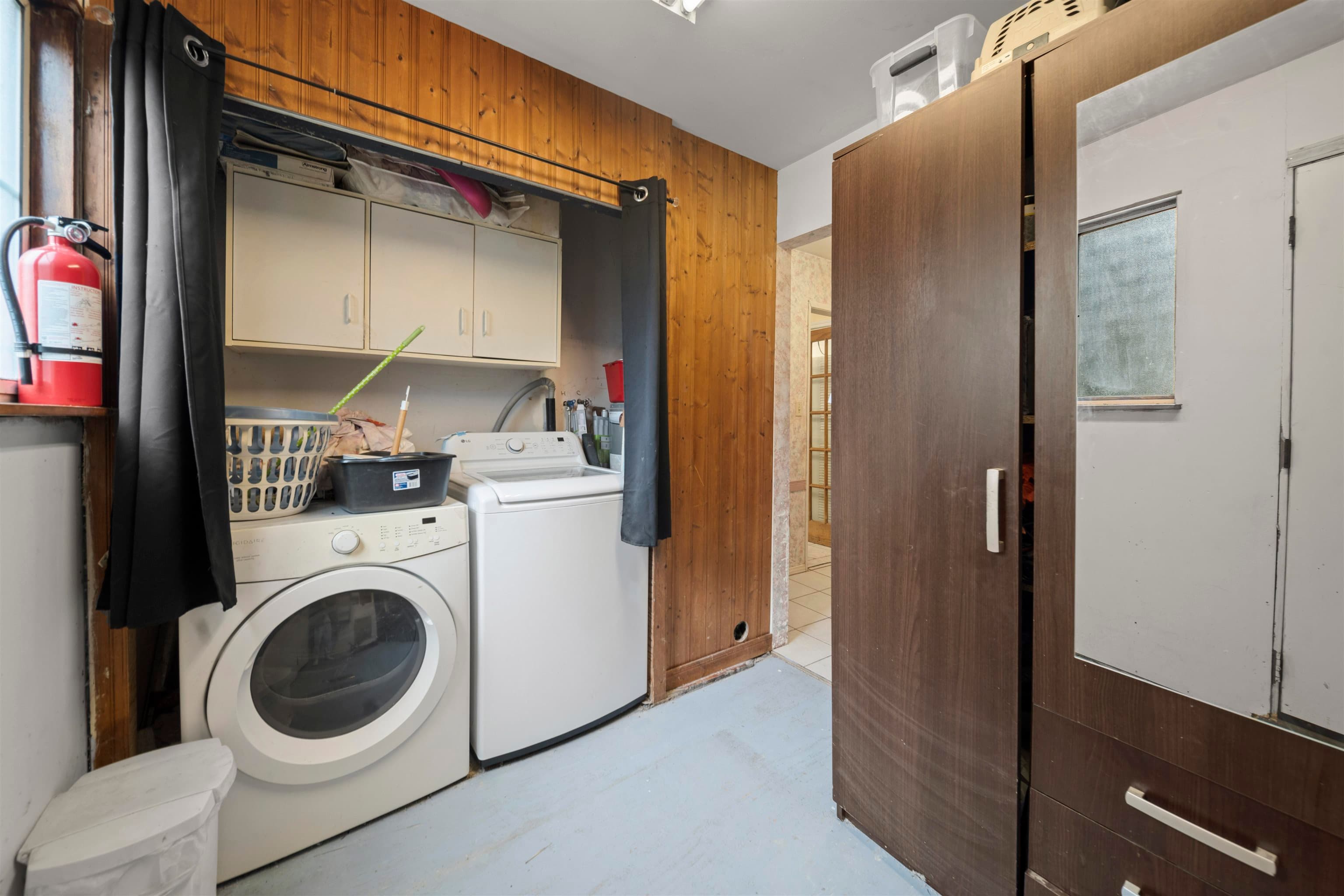 14349 Kindersley Drive, Surrey, V3R 5R1 — photo 3