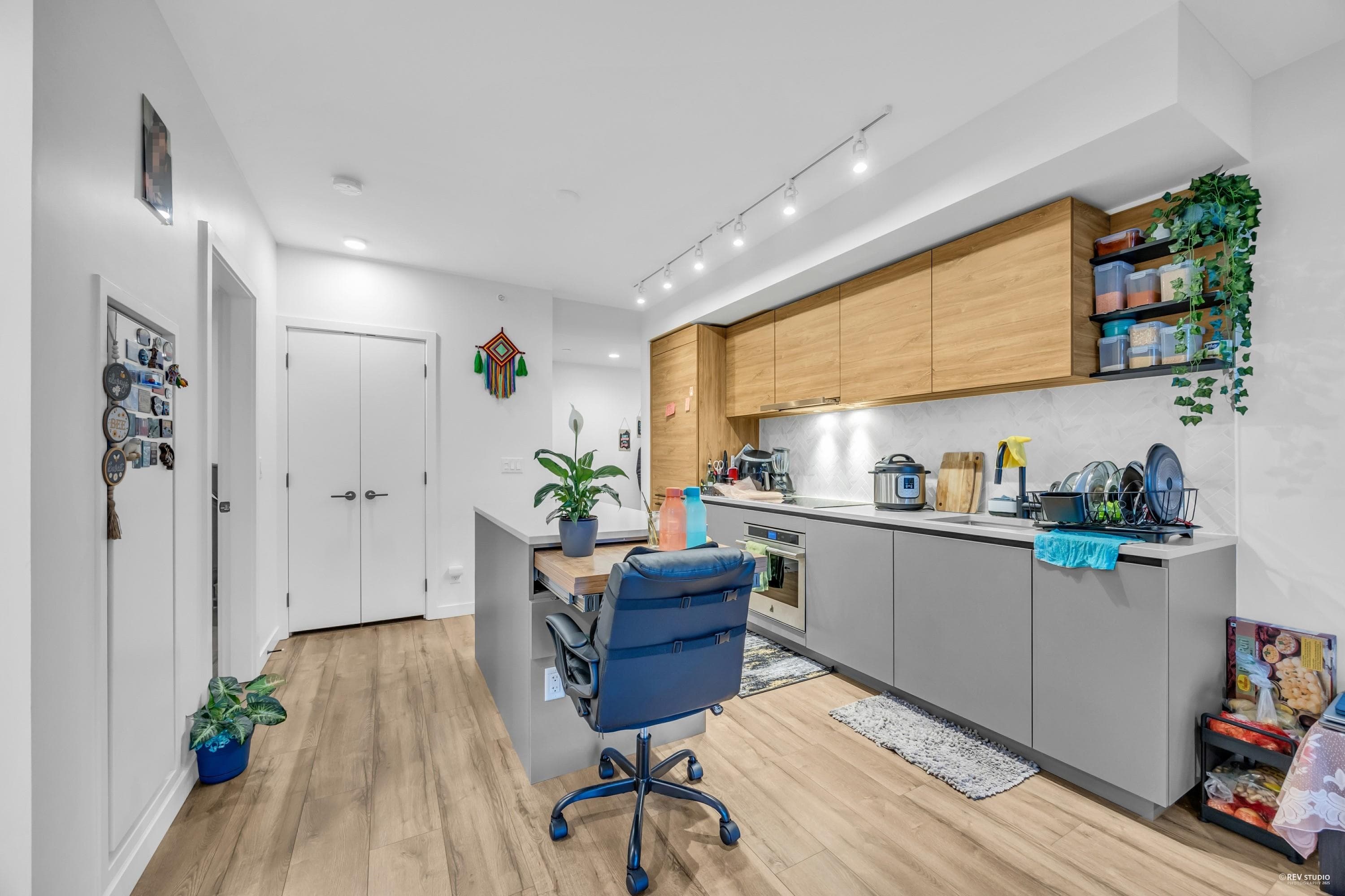 912 - 13428 105 Avenue, Surrey, V3T 0S6 — photo 5