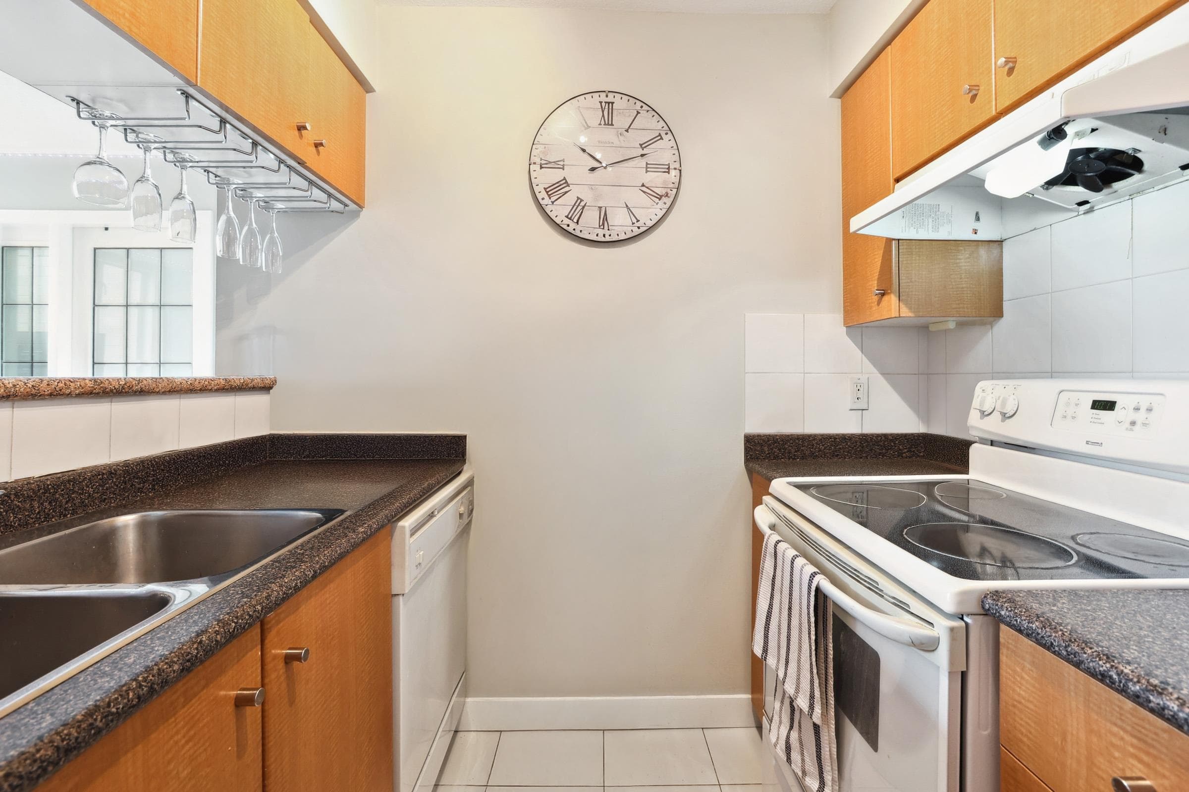 905 - 822 Homer Street, Vancouver, V6B 6M3 — photo 5