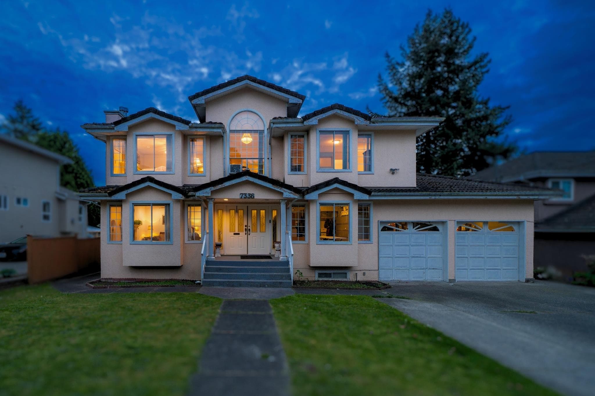 7336 16th Avenue, Burnaby, V3N 1N8 — photo 2