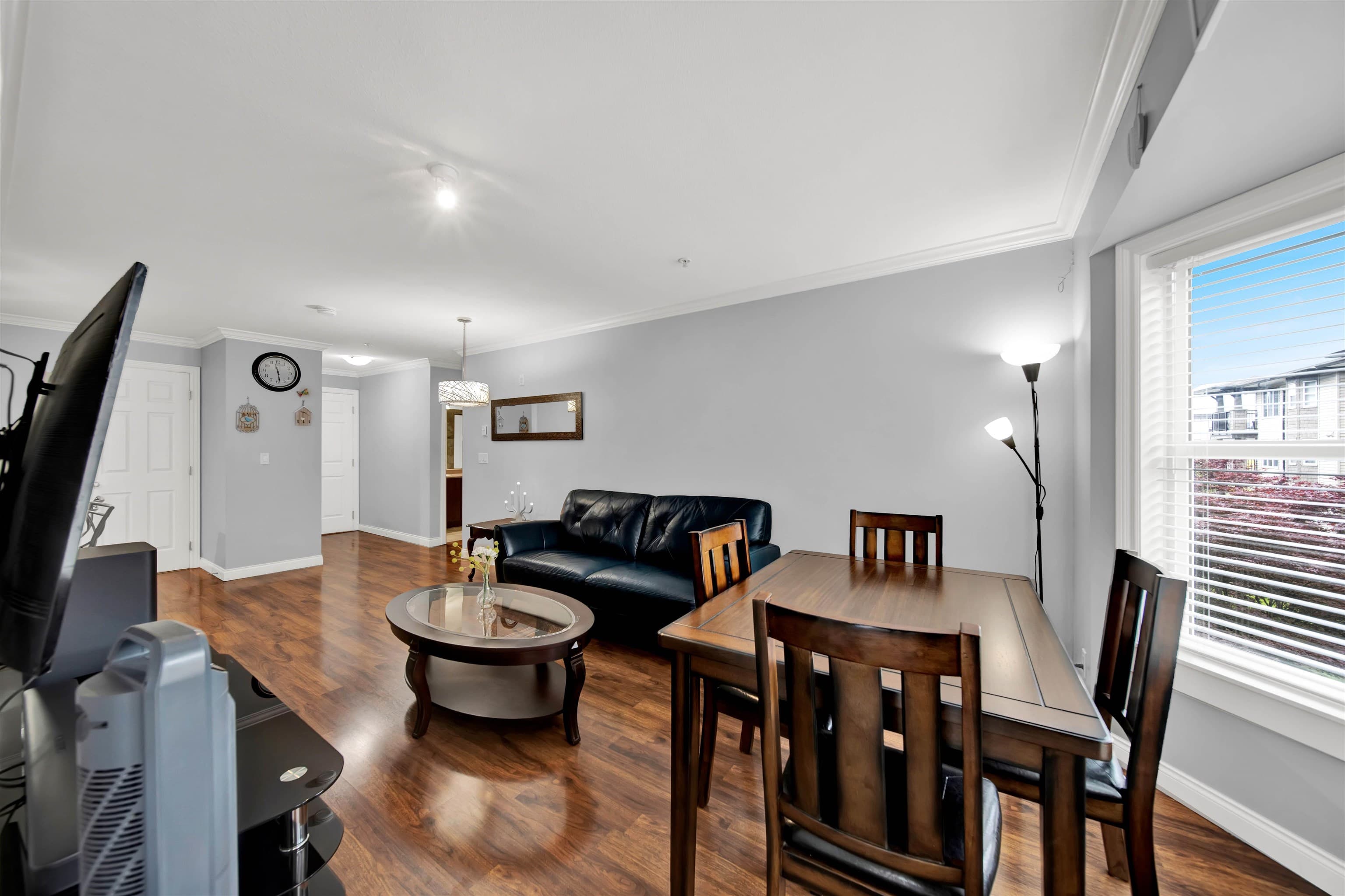 306 - 5474 198 Street, Langley, V3A 1G2 — photo 3