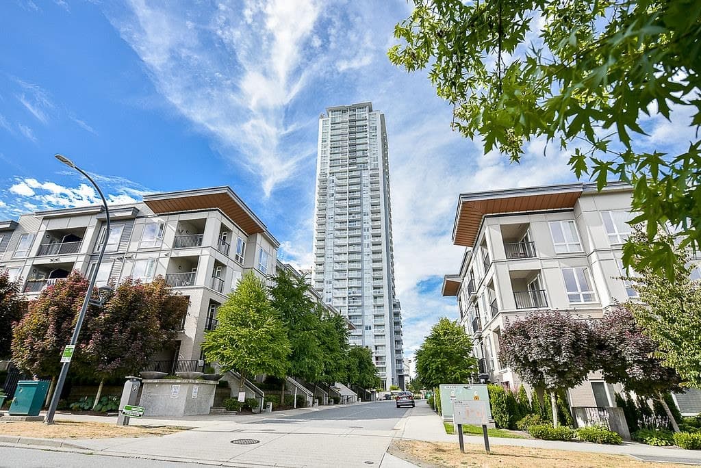 2515 - 13325 102a Avenue, Surrey, V3T 0J5 — photo 2