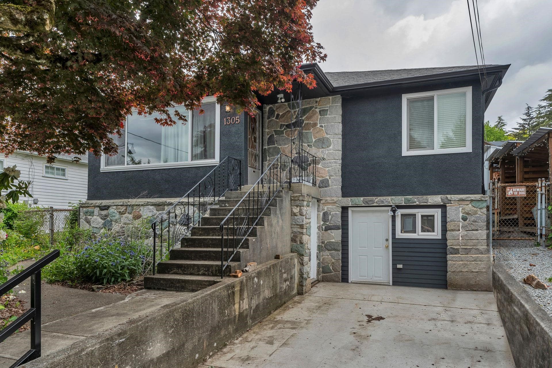 1305 Thomas Avenue, Coquitlam, V3K 2L4 — photo 2