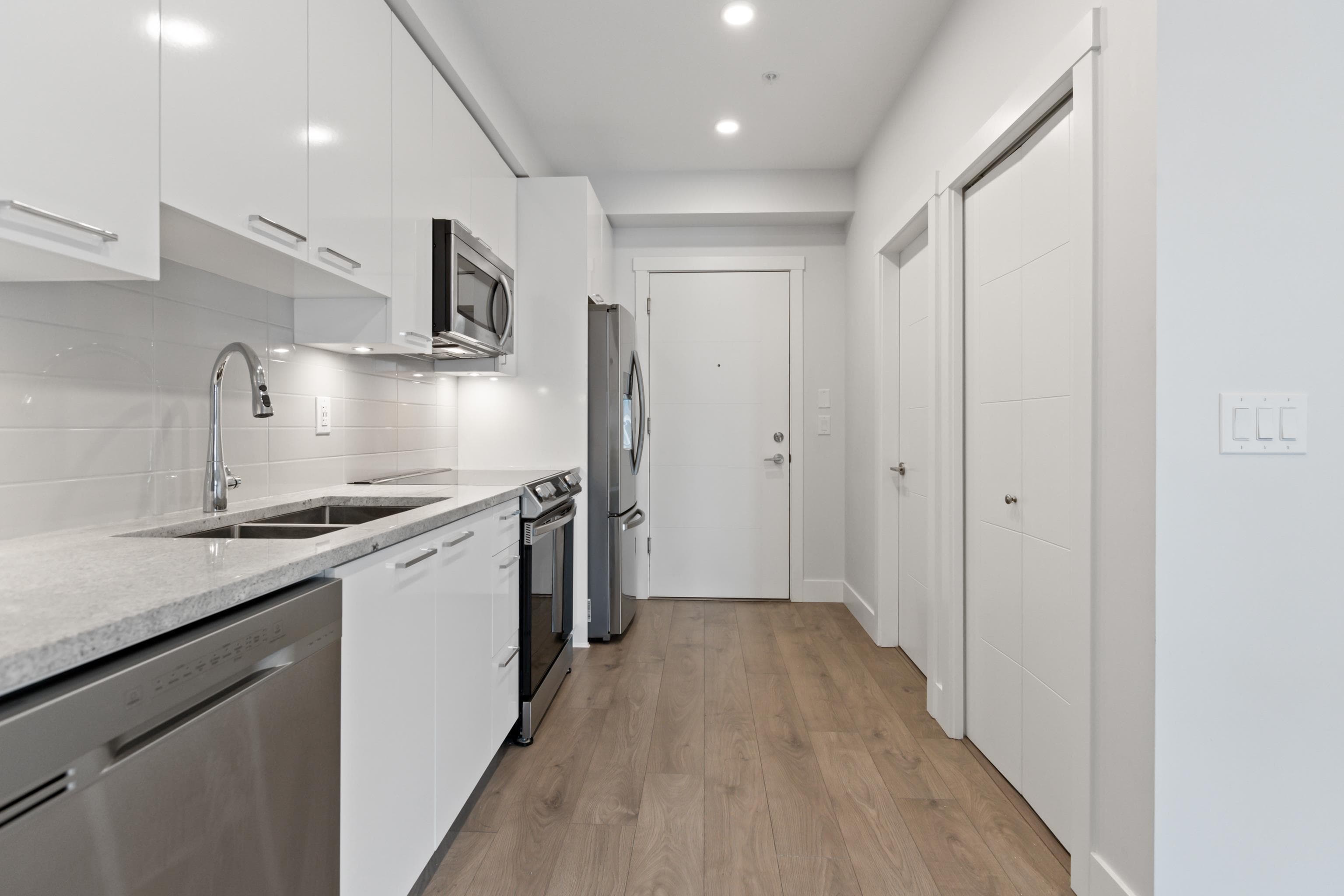 407 - 5485 Brydon Crescent, Langley, V3A 0N5 — photo 4