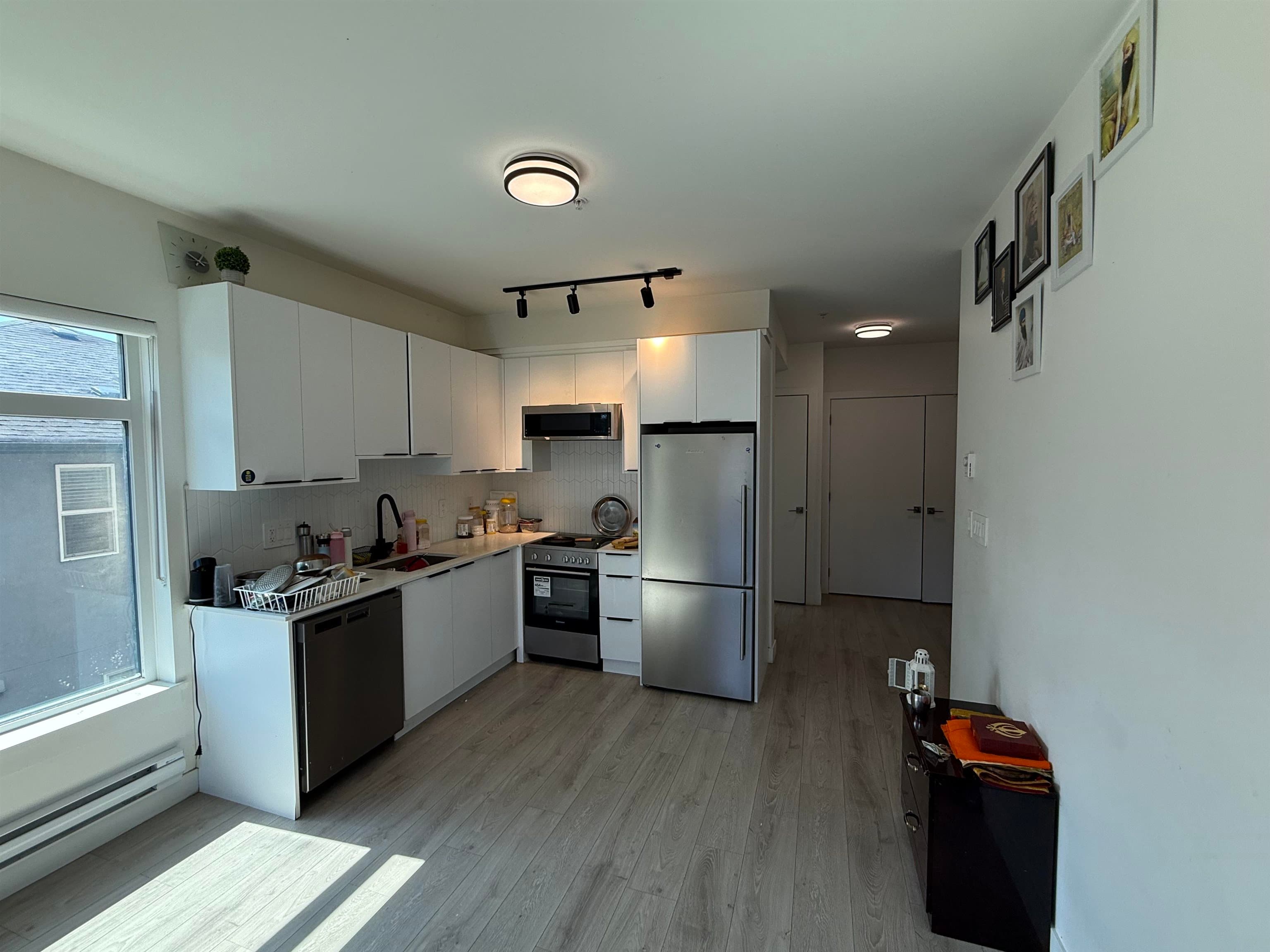 202 - 10616 132 Street, Surrey, V3T 0T3 — photo 2