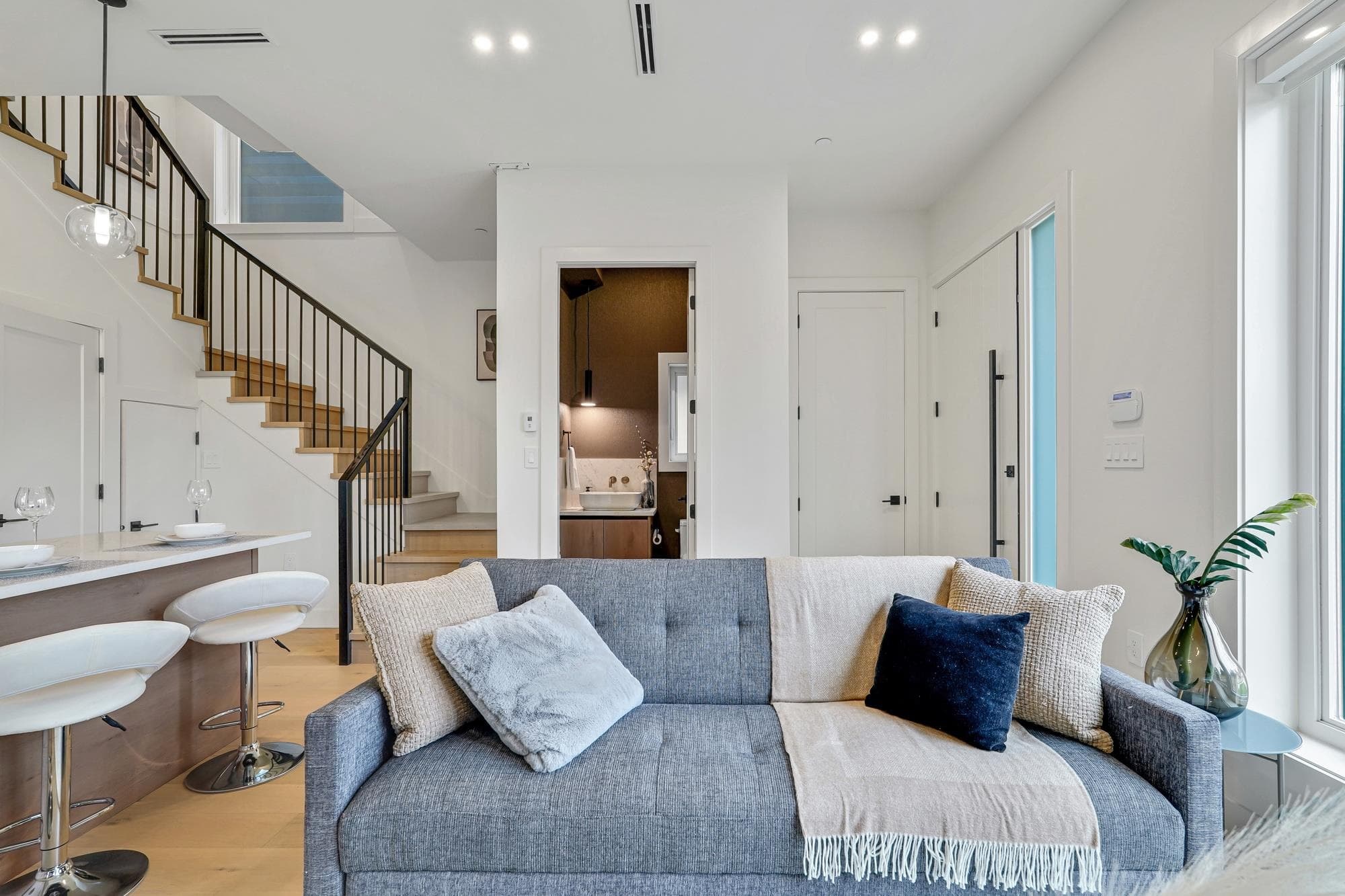 785 Skeena Street, Vancouver, V5K 4P4 — photo 3