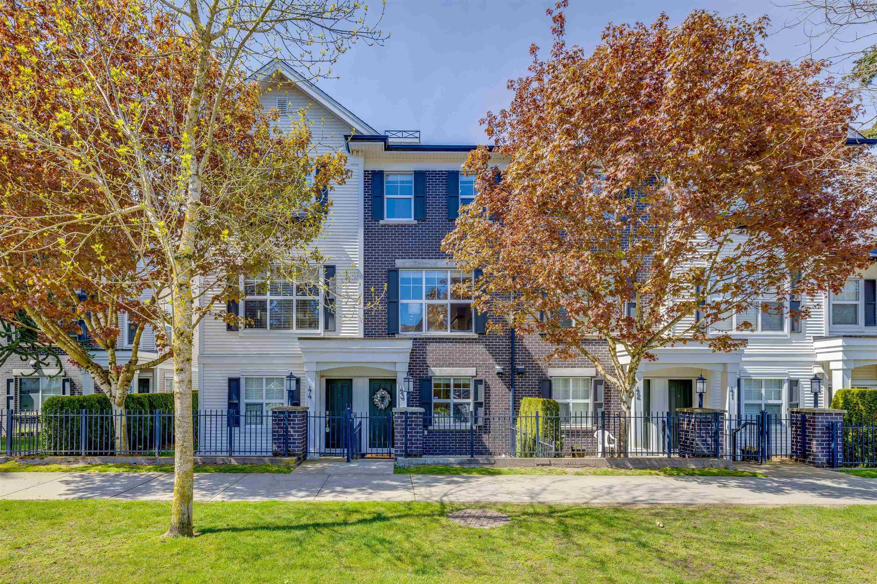 43 - 2469 164 St Street, Surrey