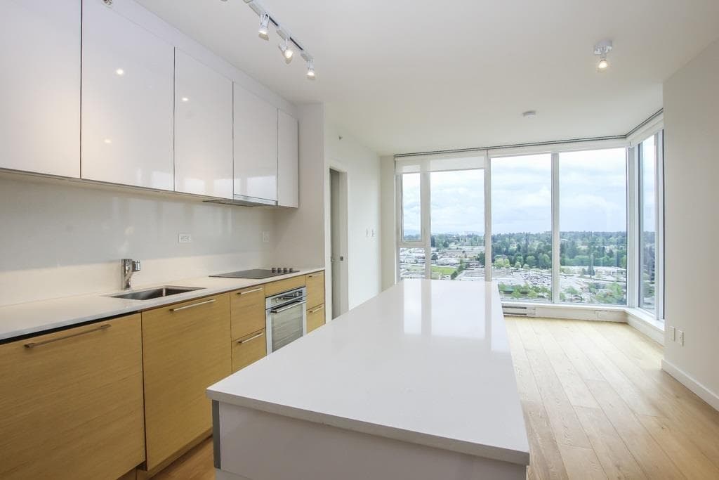 1612 - 13438 Central Avenue, Surrey, V3T 0N2 — photo 4