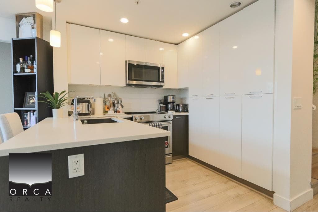 608 - 719 W 3rd Street, North Vancouver, V7M 0E7 — photo 4