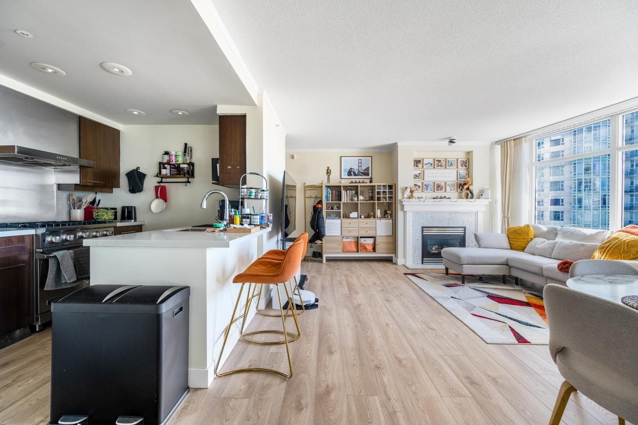 2608 - 198 Aquarius Mews, Vancouver, V6Z 2Y4 — photo 5