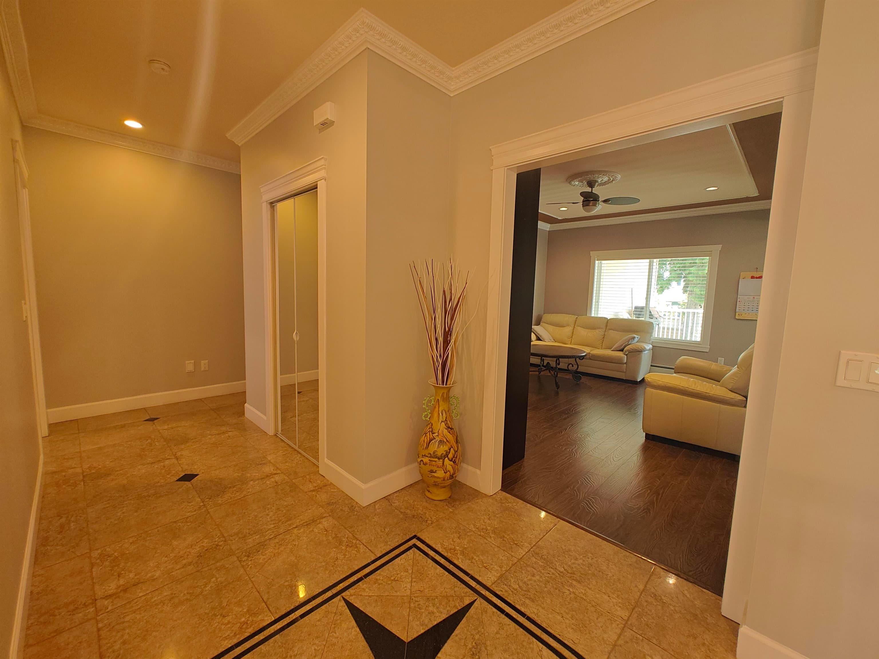 12854 107a Avenue, Surrey, V3T 2G5 — photo 4