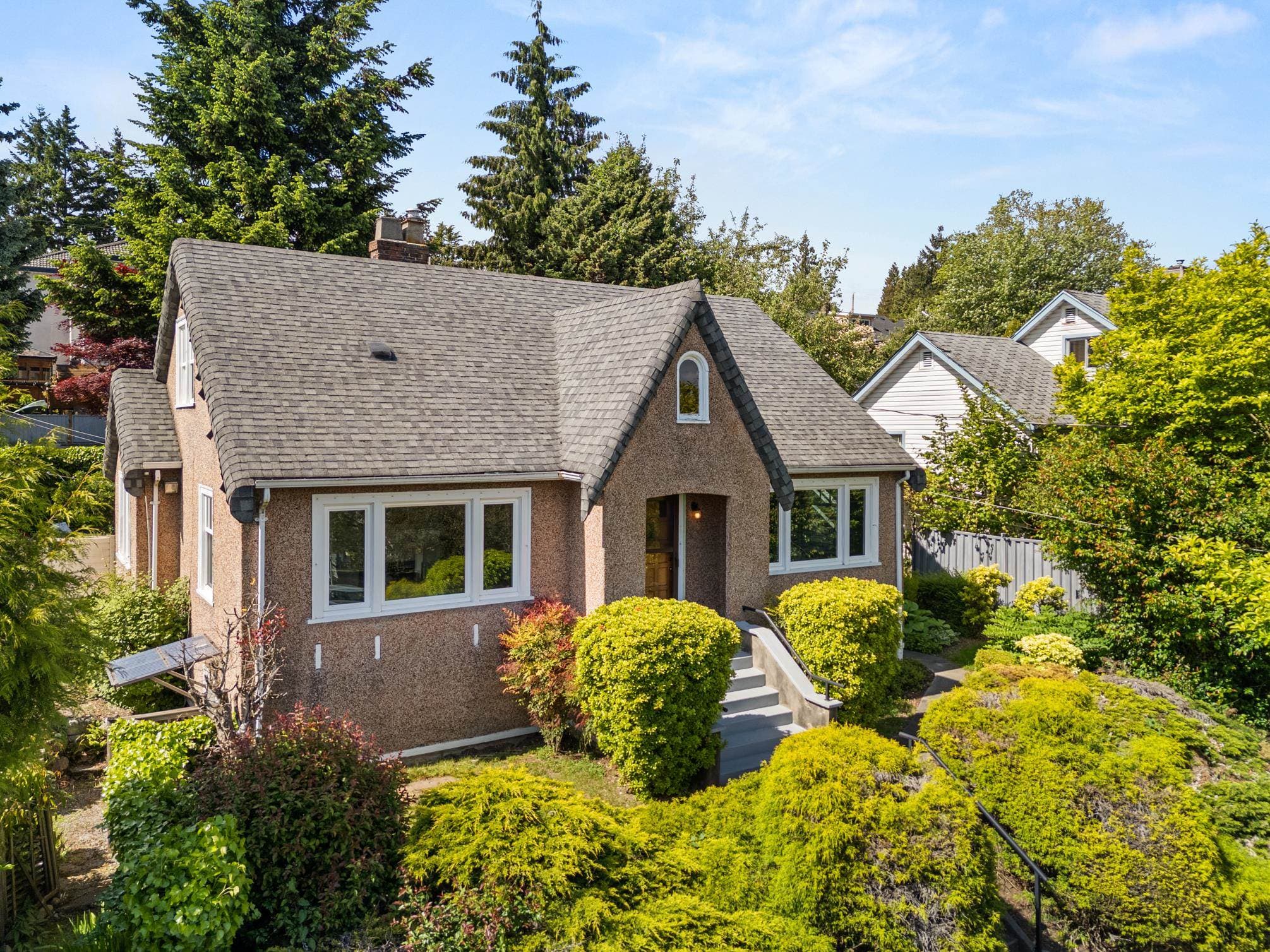 1509 Sixth Avenue, New Westminster