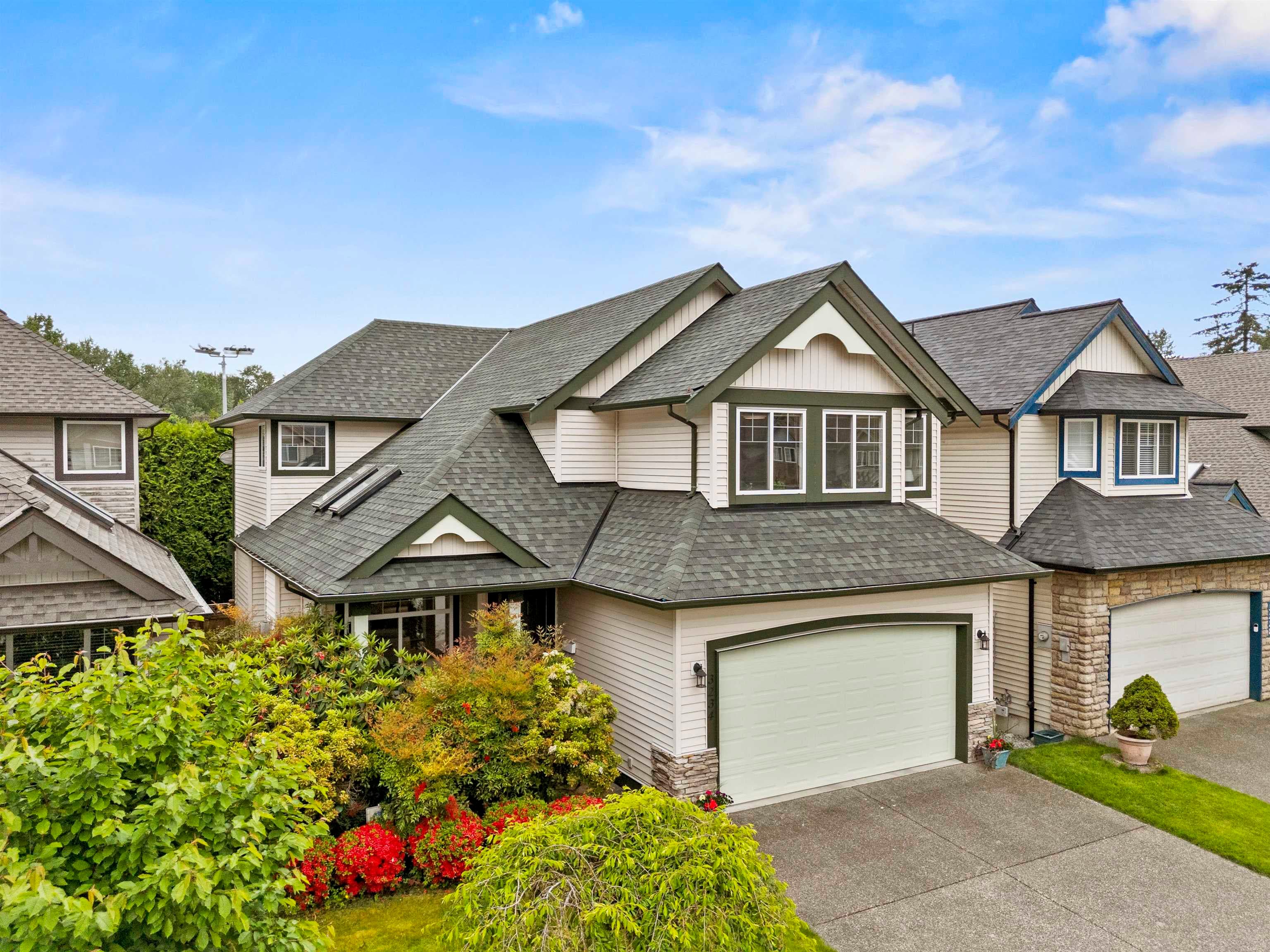 3234 Osborne Street, Port Coquitlam, V3B 8C8 — photo 2