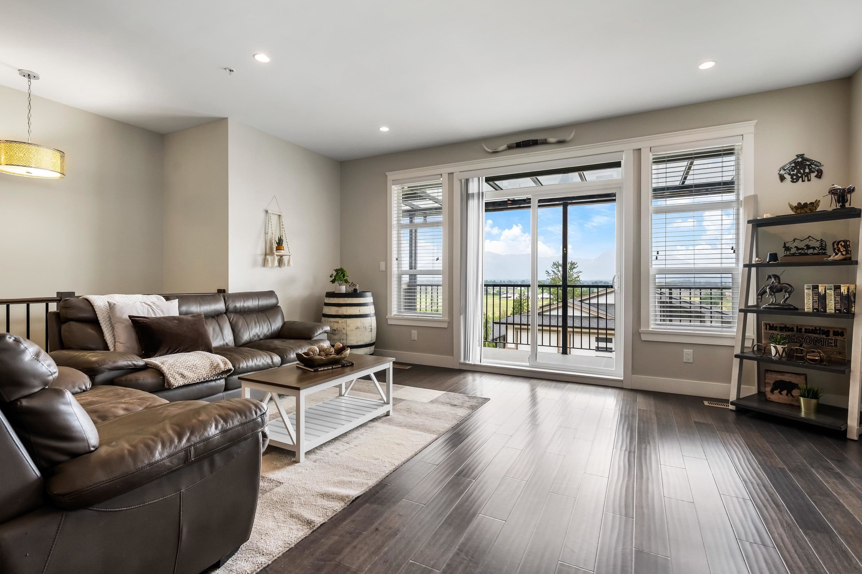 62 - 50778 Ledgestone Place, Chilliwack, V2P 0E7 — photo 2