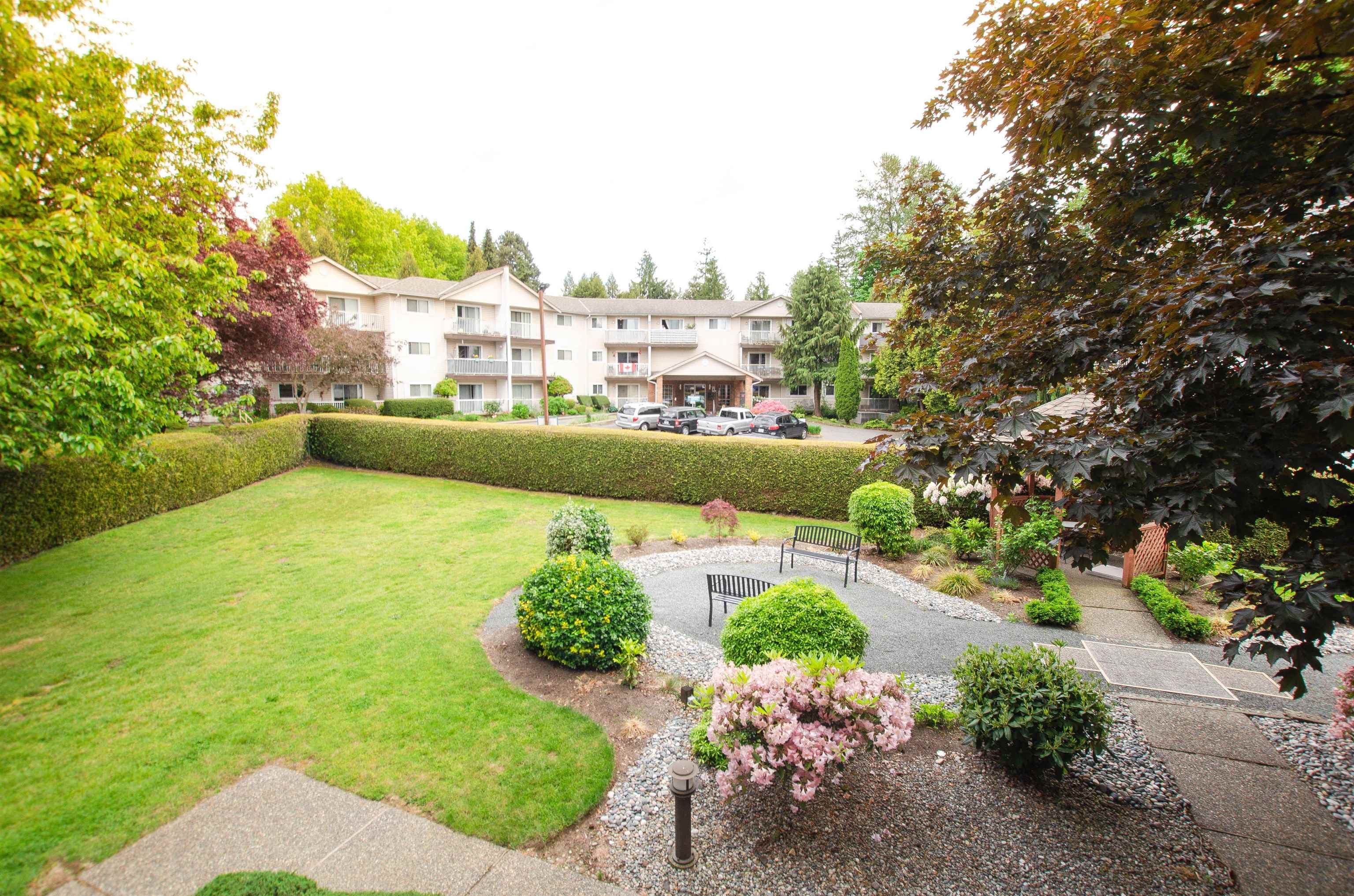 107 - 33110 George Ferguson Way, Abbotsford, V2S 2L5 — photo 1
